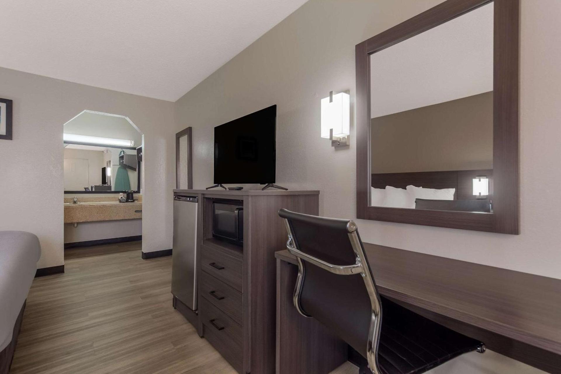 Quality Inn Charleston - West Ashley photo 13
