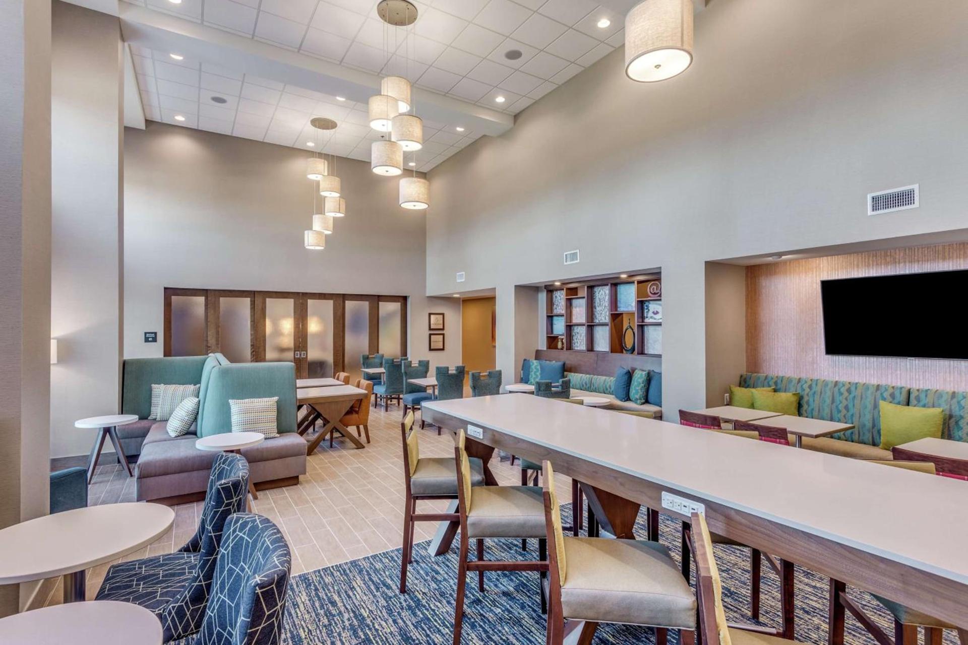 Hampton Inn & Suites Saraland Mobile photo 6