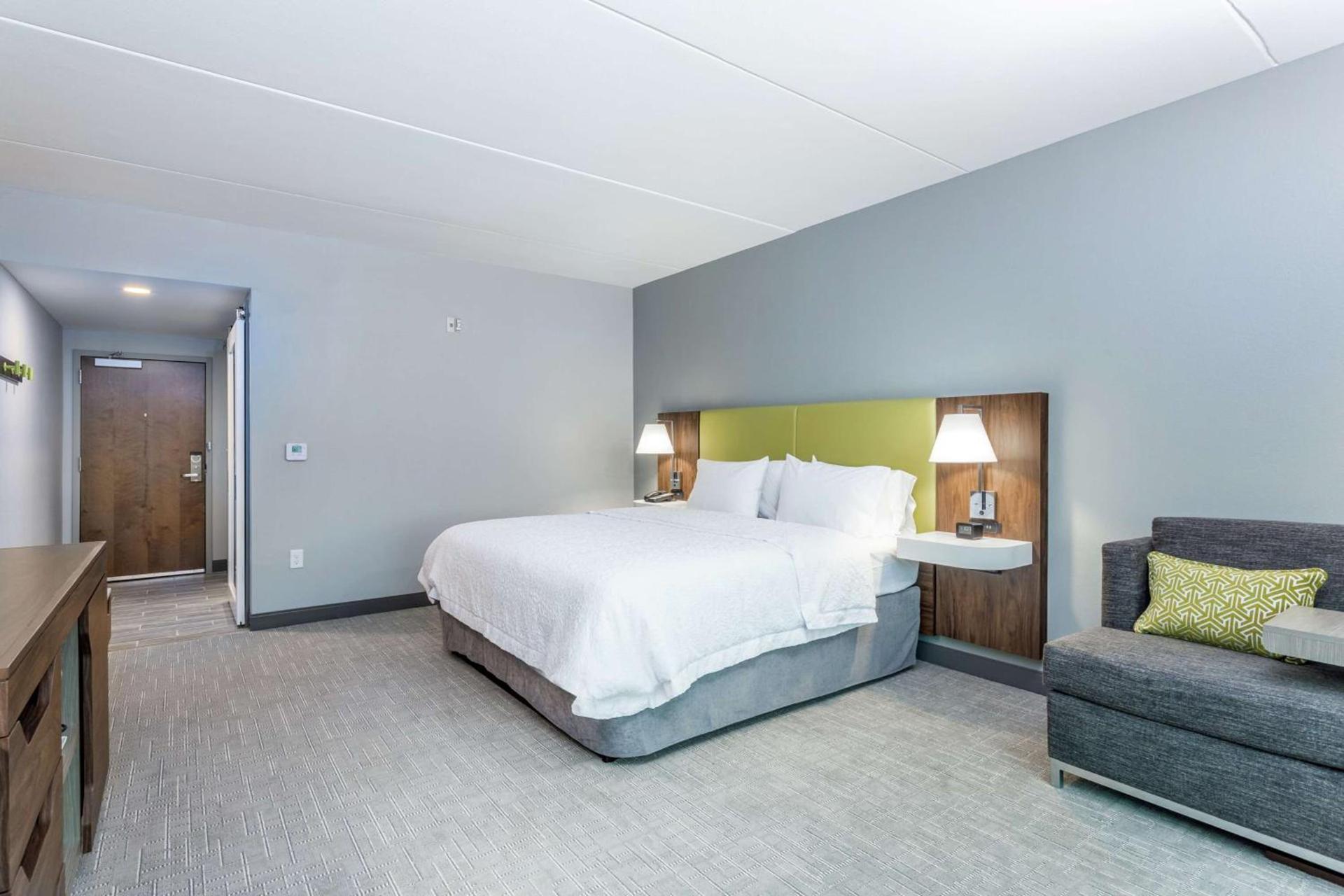 Hampton Inn & Suites Saraland Mobile photo 14