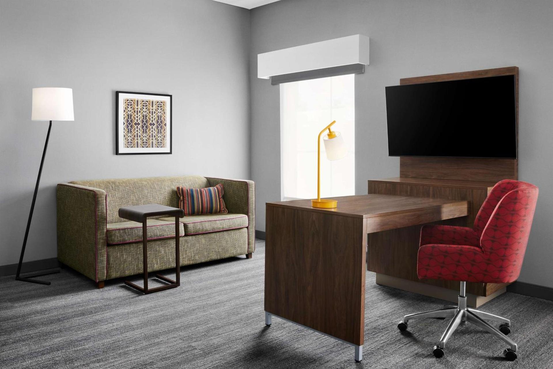 Hampton Inn & Suites Charlotte Steele Creek Road, NC photo 21