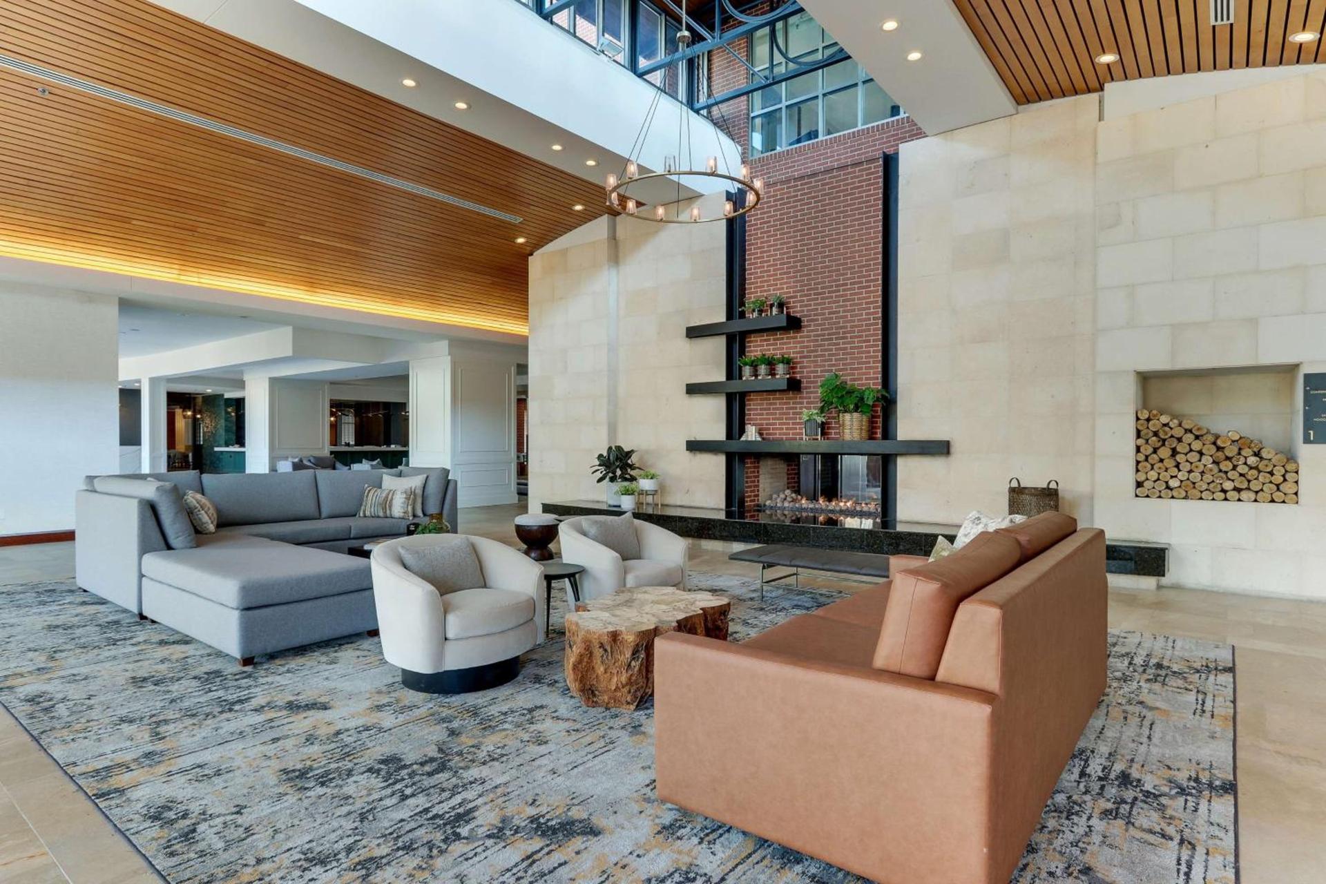 The Chattanoogan Hotel, Curio Collection By Hilton photo 8