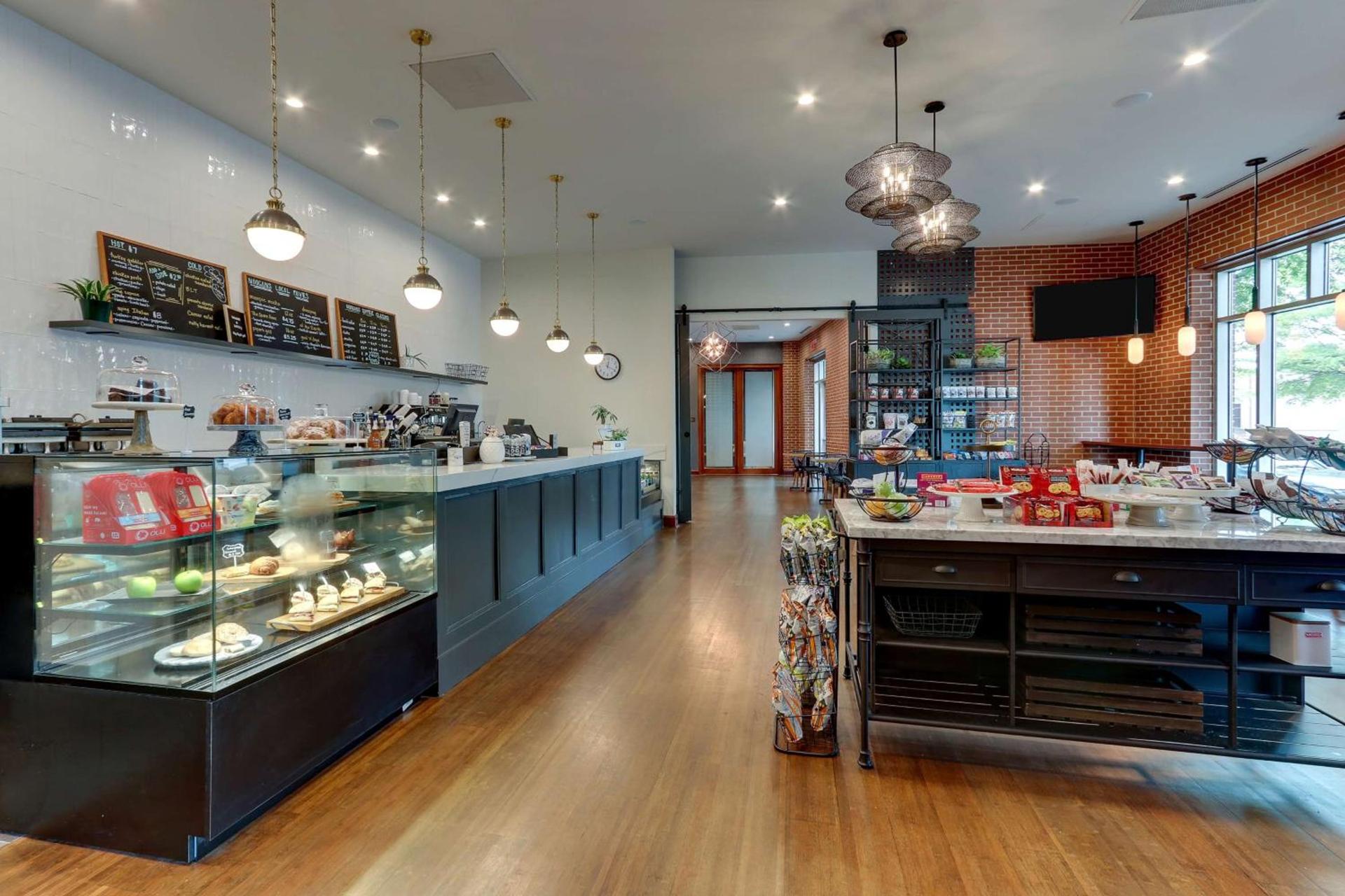 The Chattanoogan Hotel, Curio Collection By Hilton photo 12