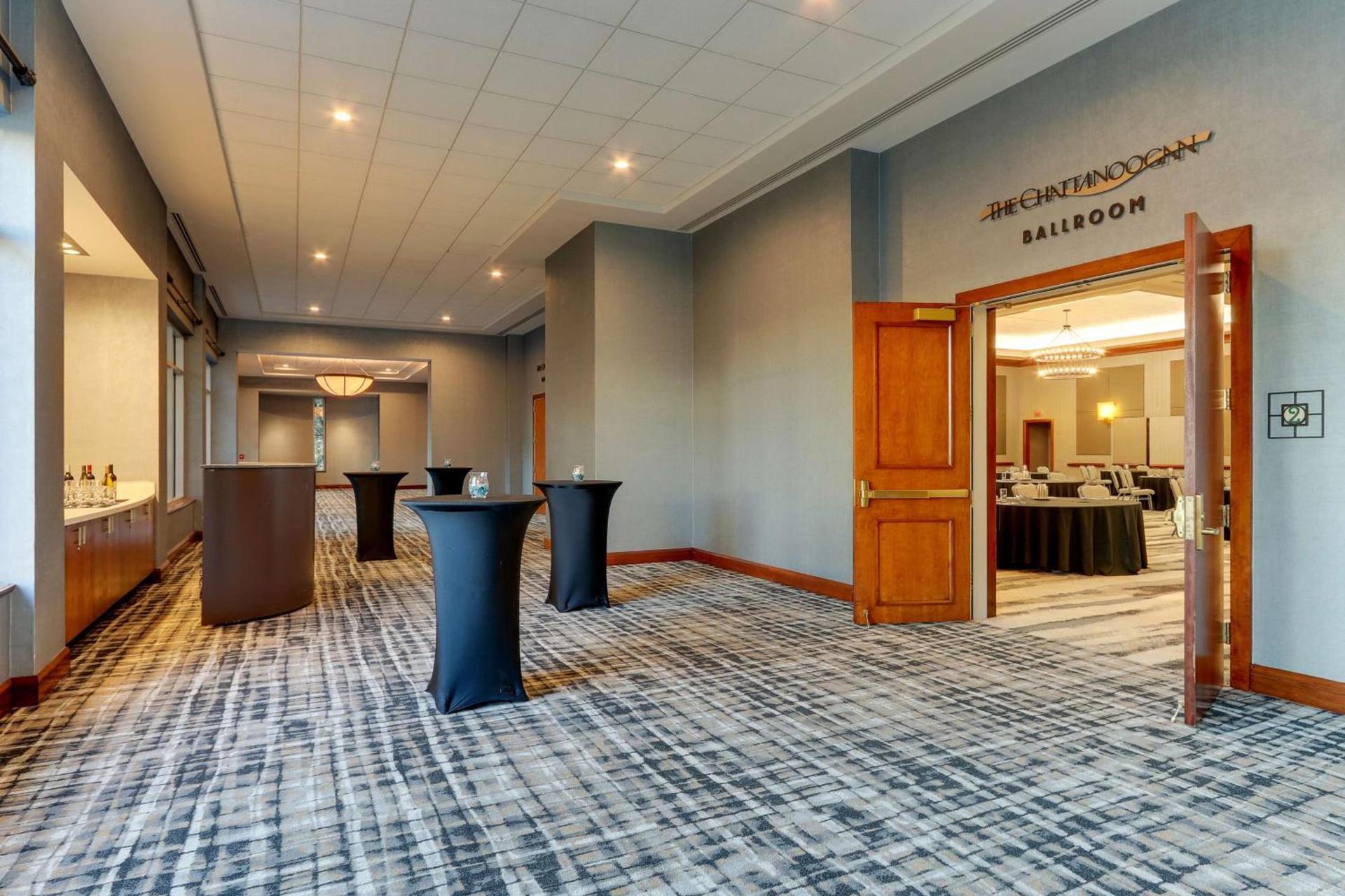 The Chattanoogan Hotel, Curio Collection By Hilton photo 46