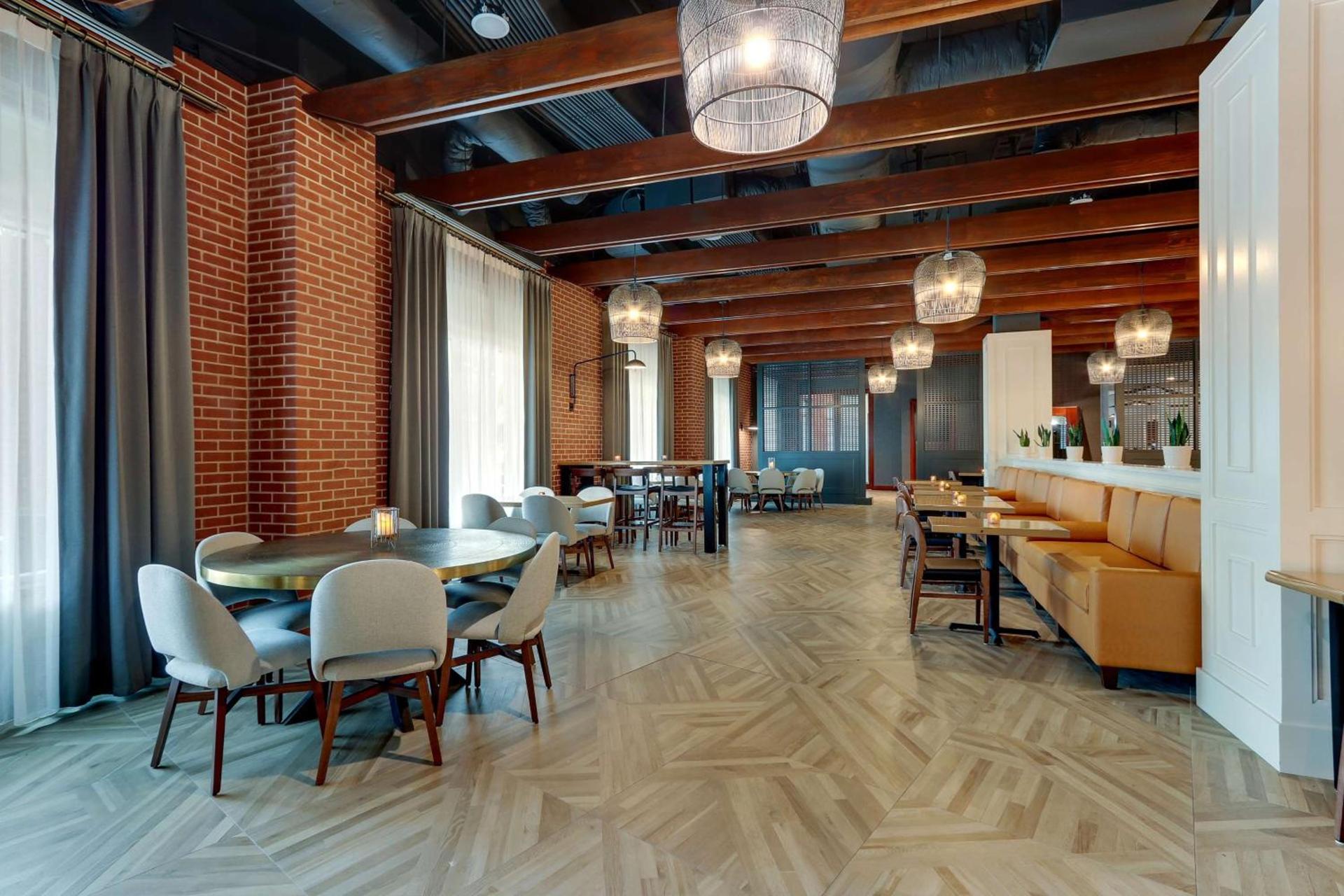 The Chattanoogan Hotel, Curio Collection By Hilton photo 52