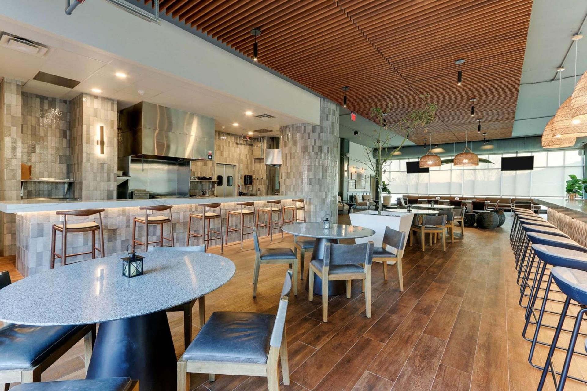 The Chattanoogan Hotel, Curio Collection By Hilton photo 60