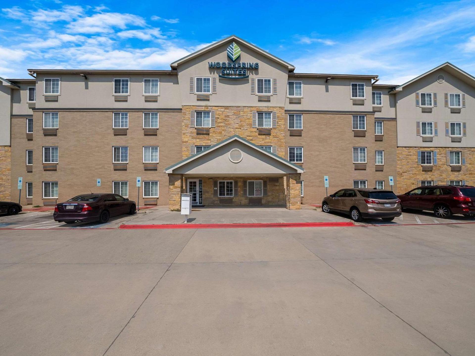 WoodSpring Suites Dallas Rockwall photo 2