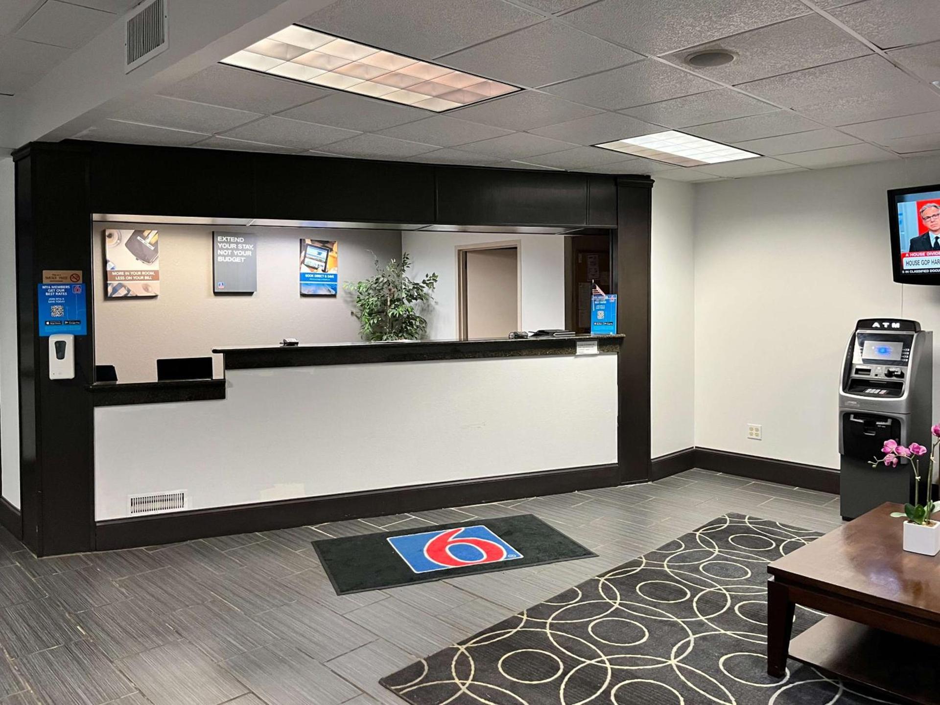 Studio 6 Suites Clarion, PA photo 14