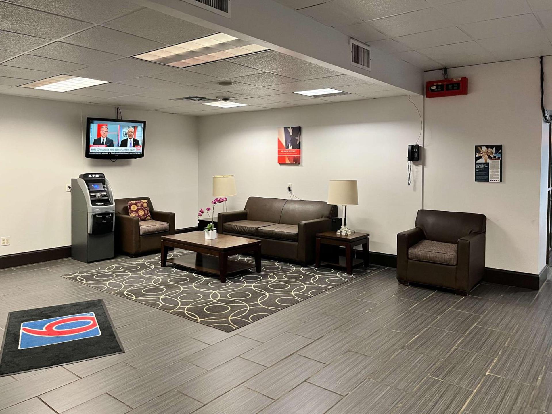 Studio 6 Suites Clarion, PA photo 15
