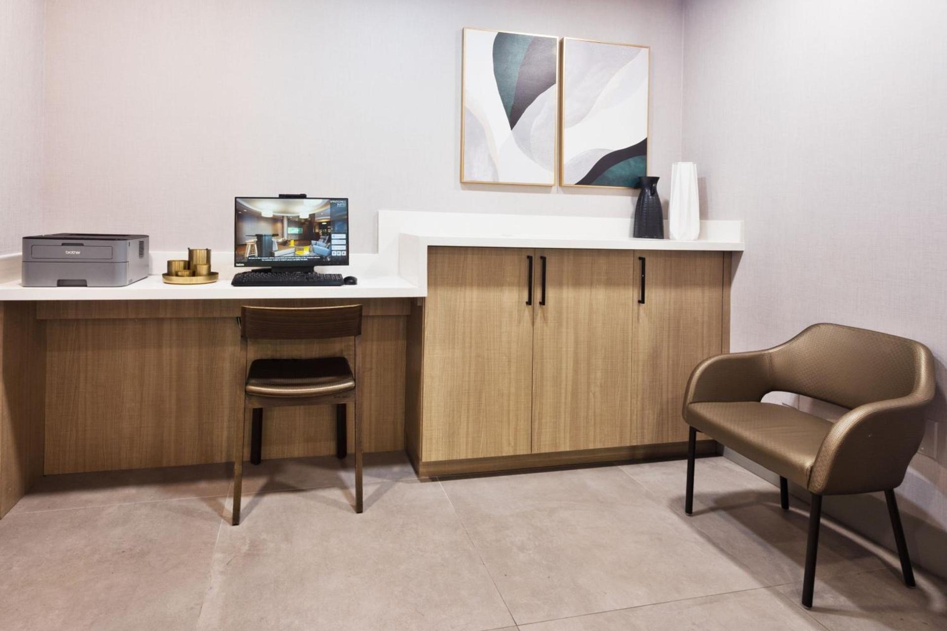 SpringHill Suites Birmingham Colonnade photo 6