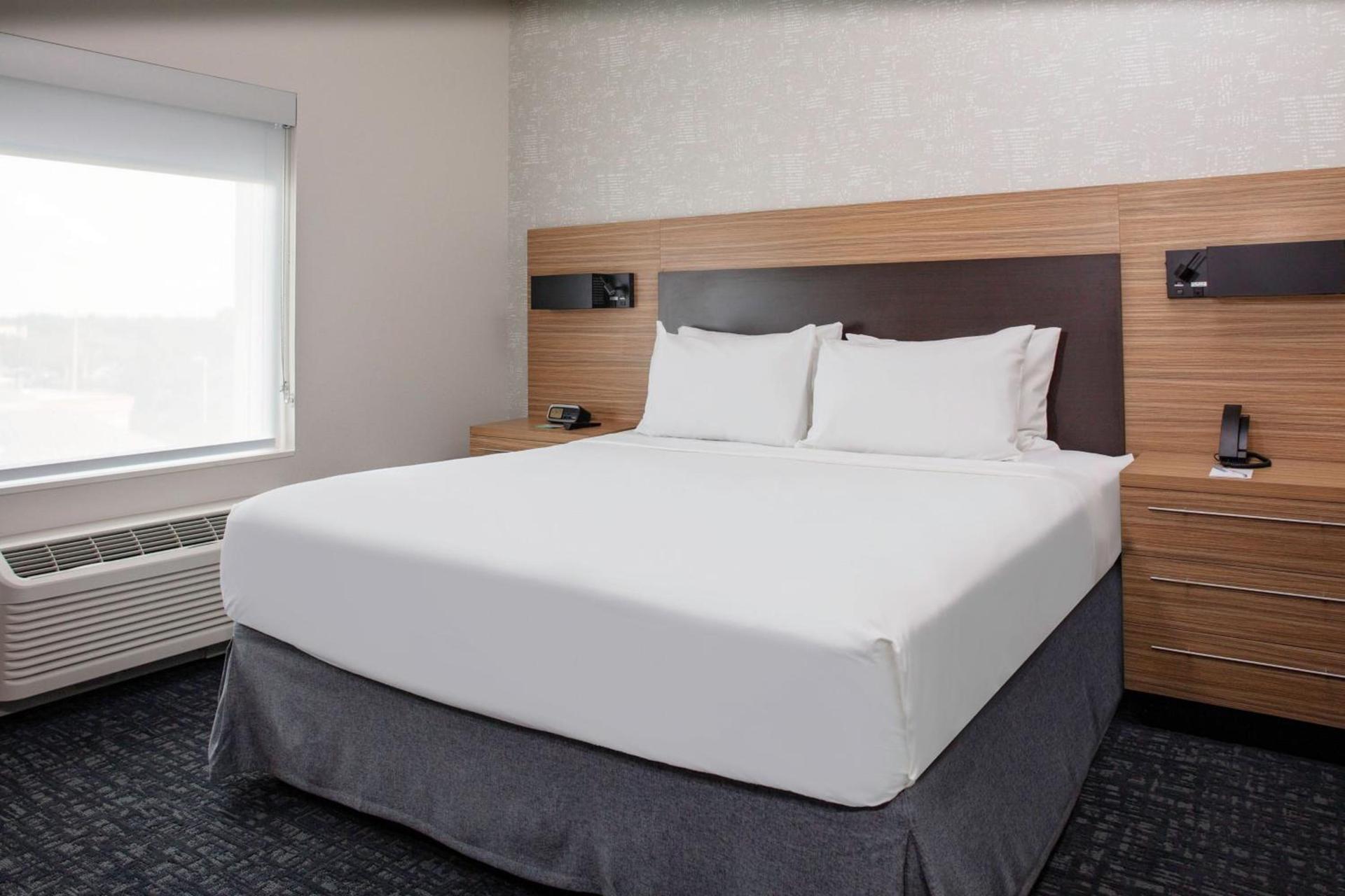 TownePlace Suites by Marriott Orlando Airport photo 18