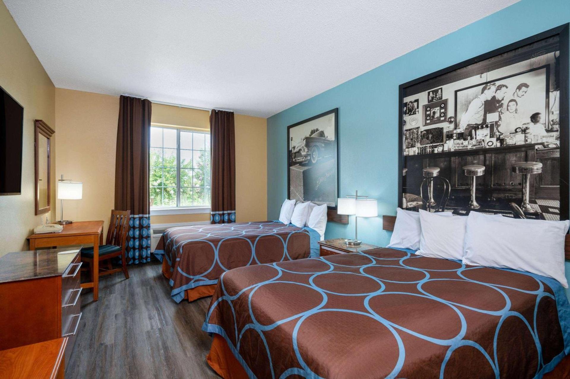 Super 8 by Wyndham Salisbury photo 15