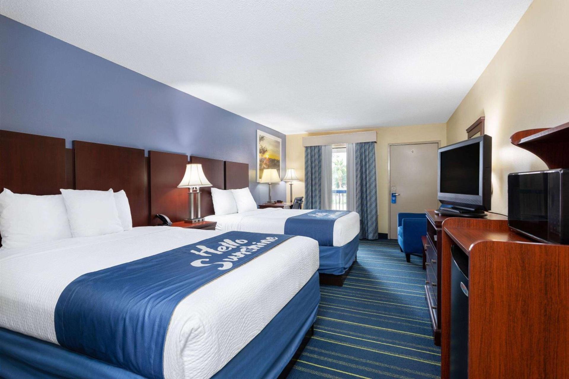 Days Inn by Wyndham Chipley photo 15