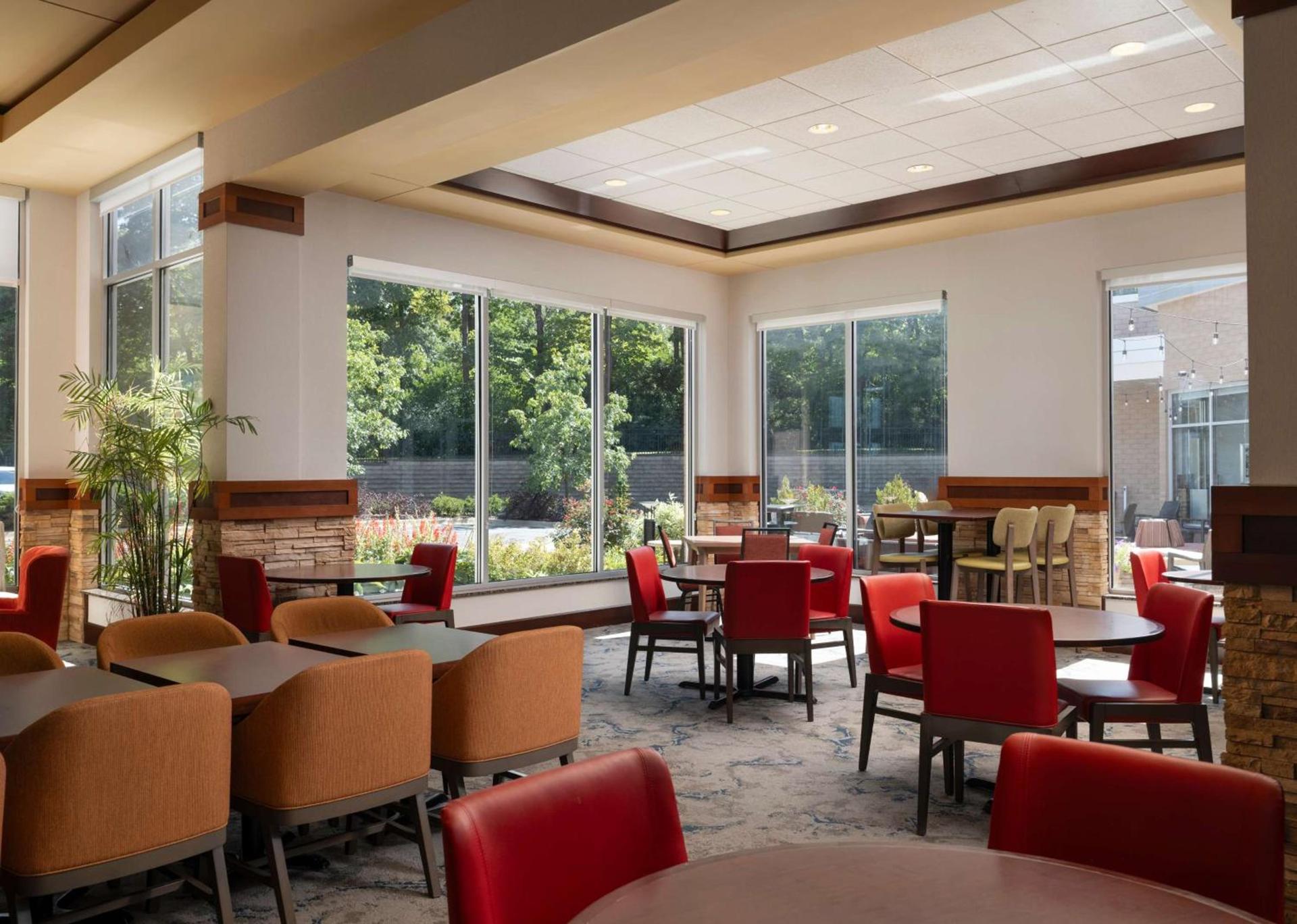 Hilton Garden Inn Ann Arbor photo 11