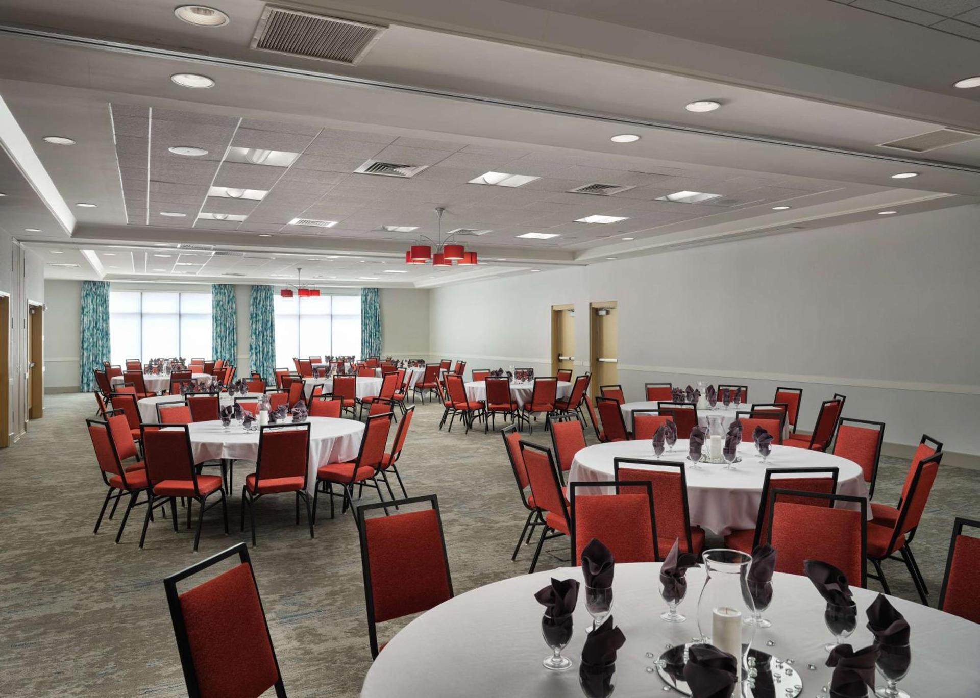 Hilton Garden Inn Ann Arbor photo 13