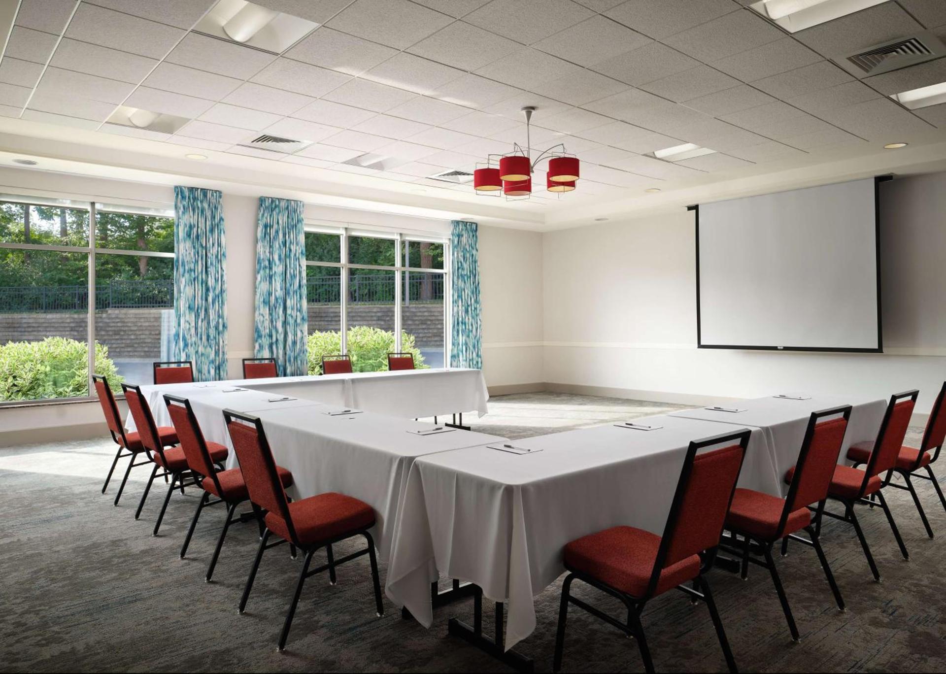 Hilton Garden Inn Ann Arbor photo 35