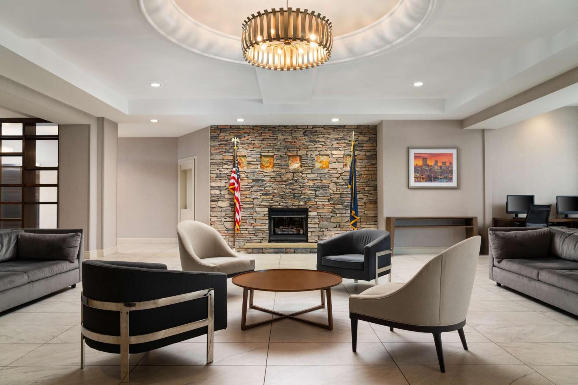 DoubleTree by Hilton Pittsburgh Airport photo 4