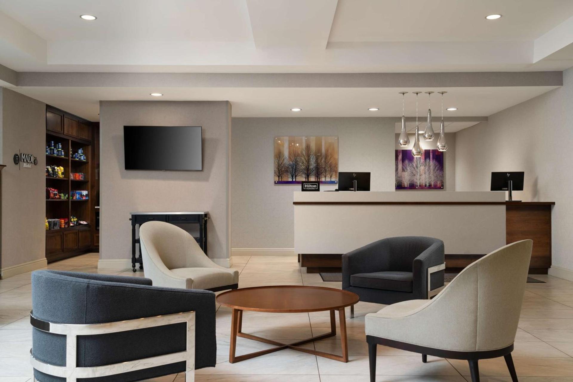DoubleTree by Hilton Pittsburgh Airport photo 5