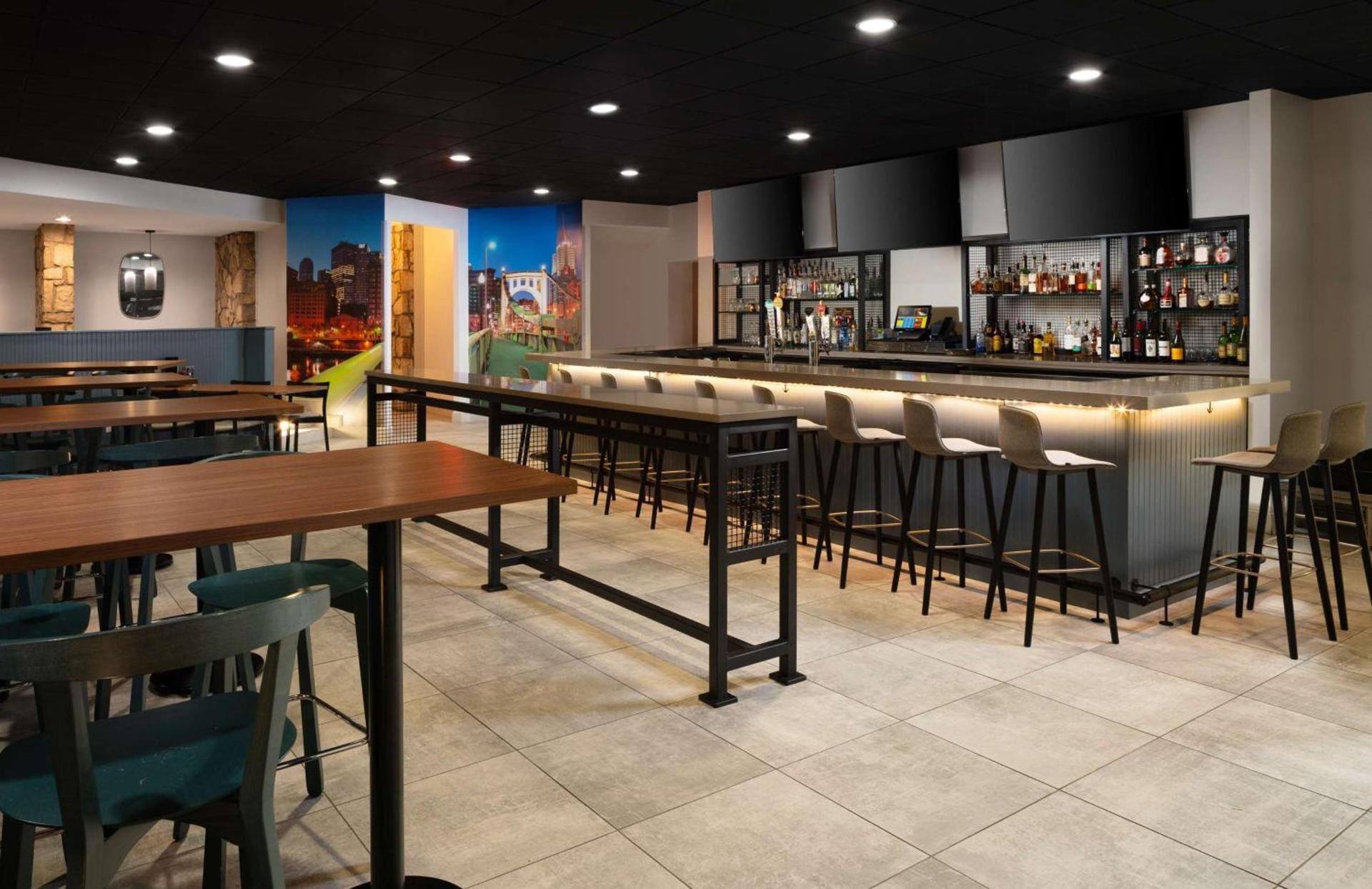 DoubleTree by Hilton Pittsburgh Airport photo 28