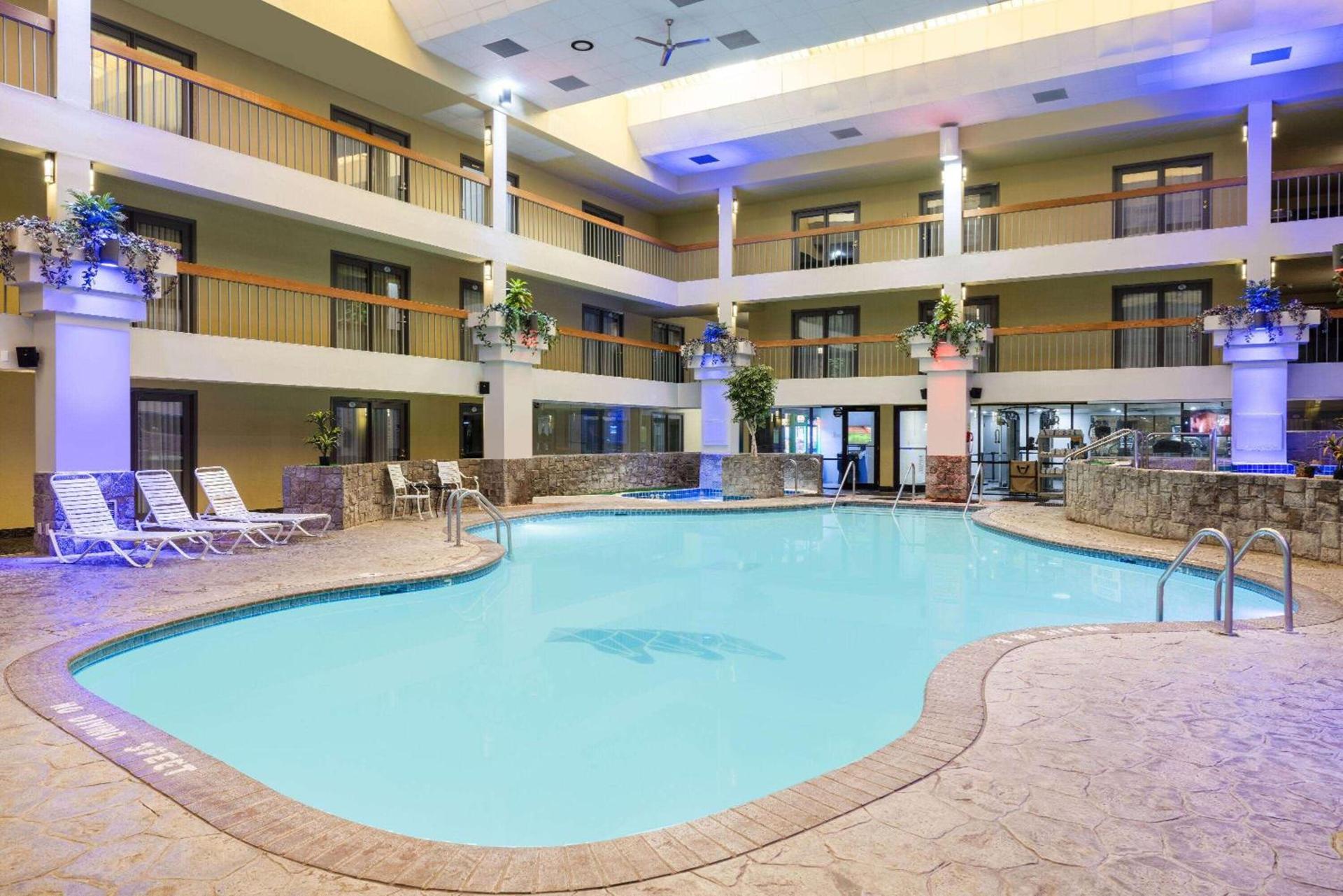 Baymont by Wyndham Shakopee photo 4