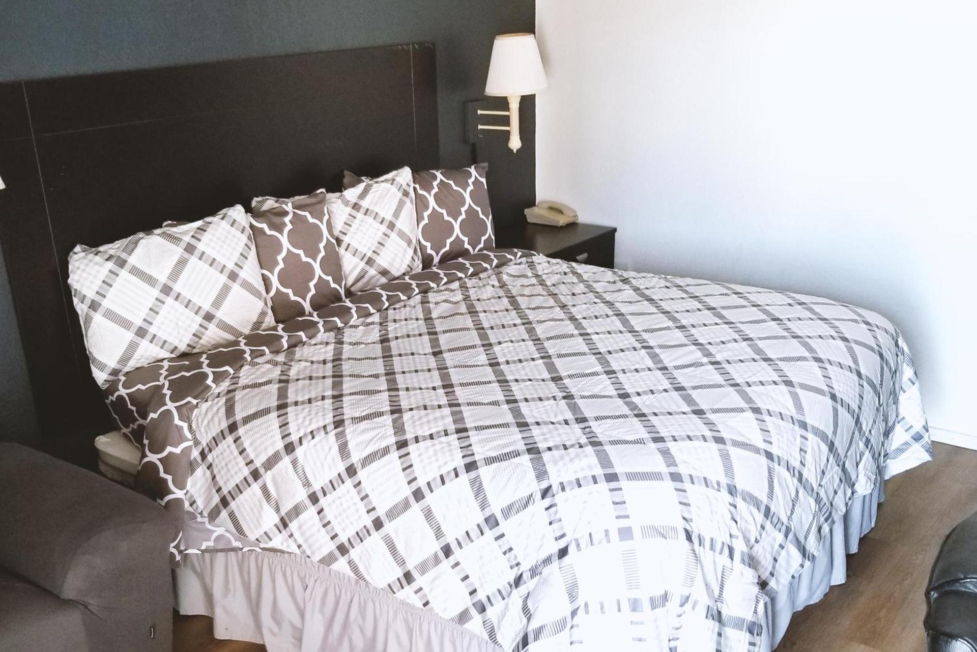 Coratel Inn & Suites by Jasper Hutchinson photo 21