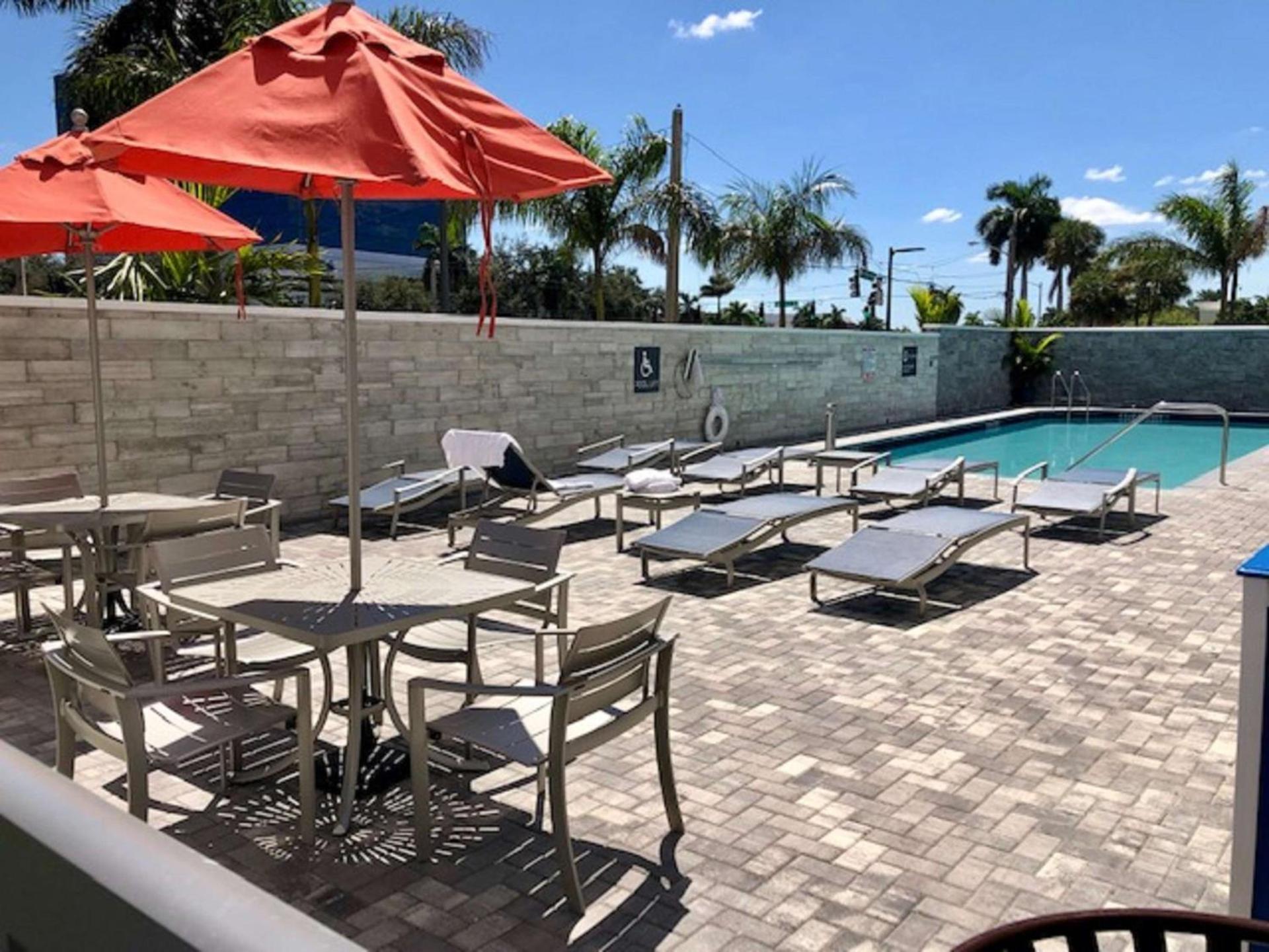 Hilton Garden Inn West Palm Beach I95 Outlets photo 10