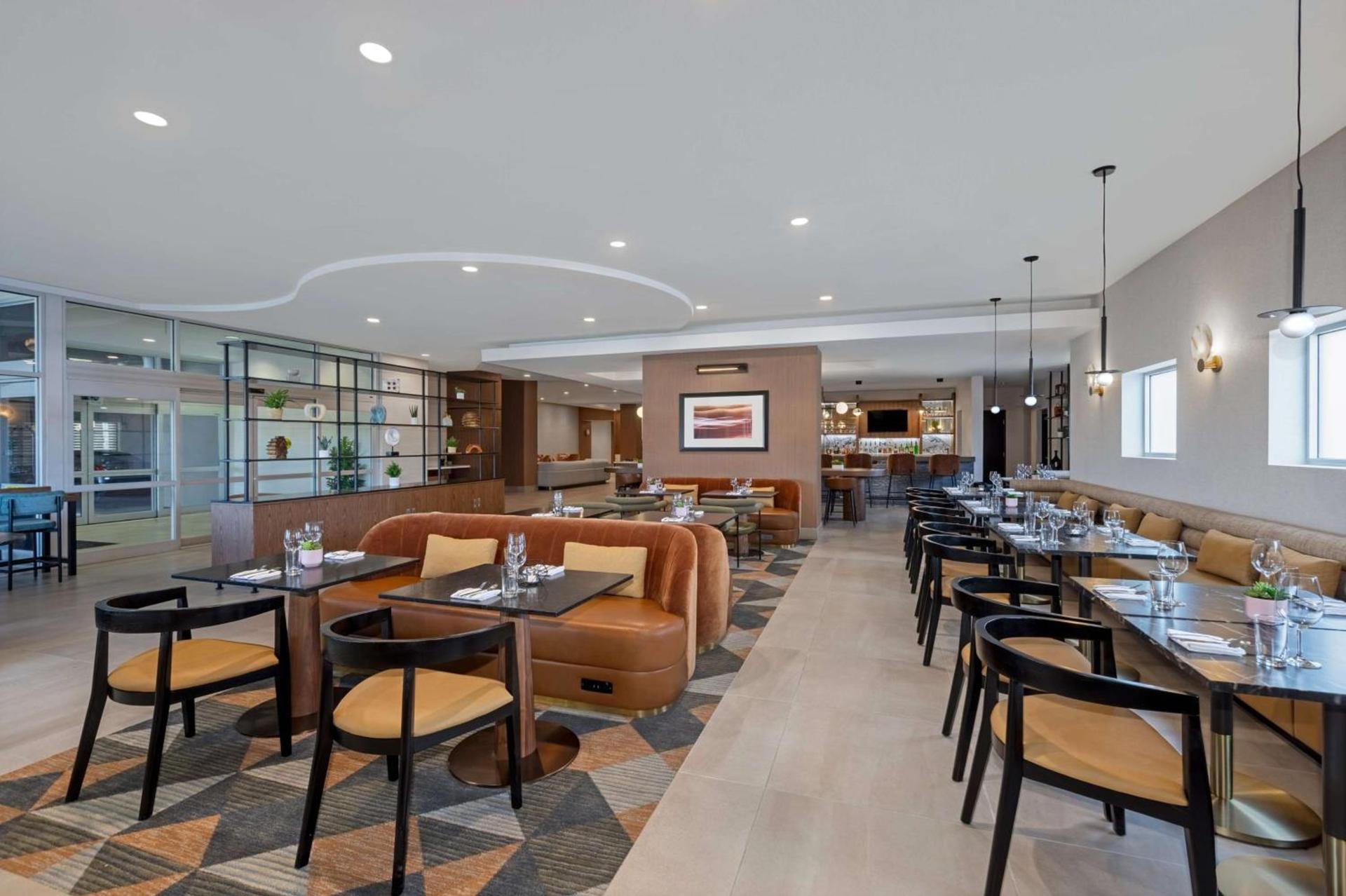 DoubleTree by Hilton Las Vegas East Flamingo photo 11