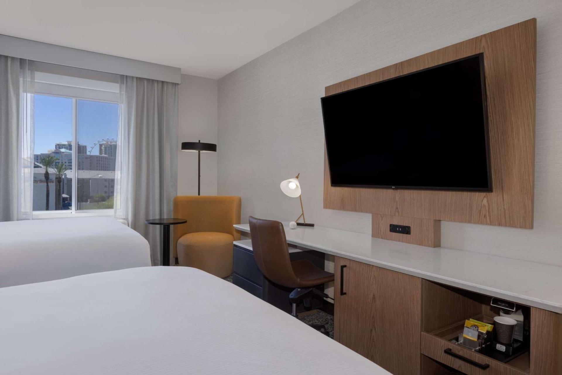DoubleTree by Hilton Las Vegas East Flamingo photo 28