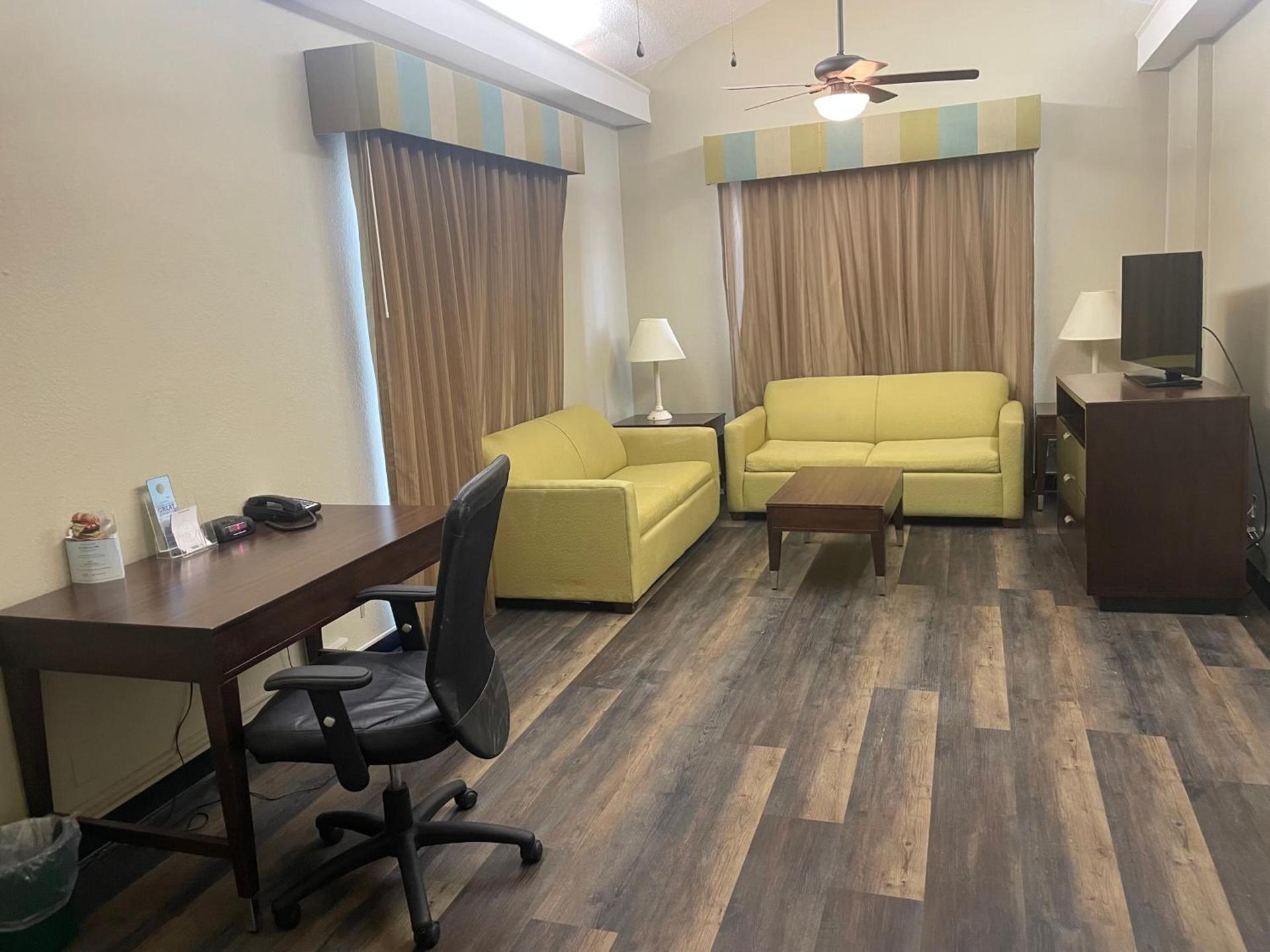 Quality Inn & Suites Tuscaloosa near University photo 22