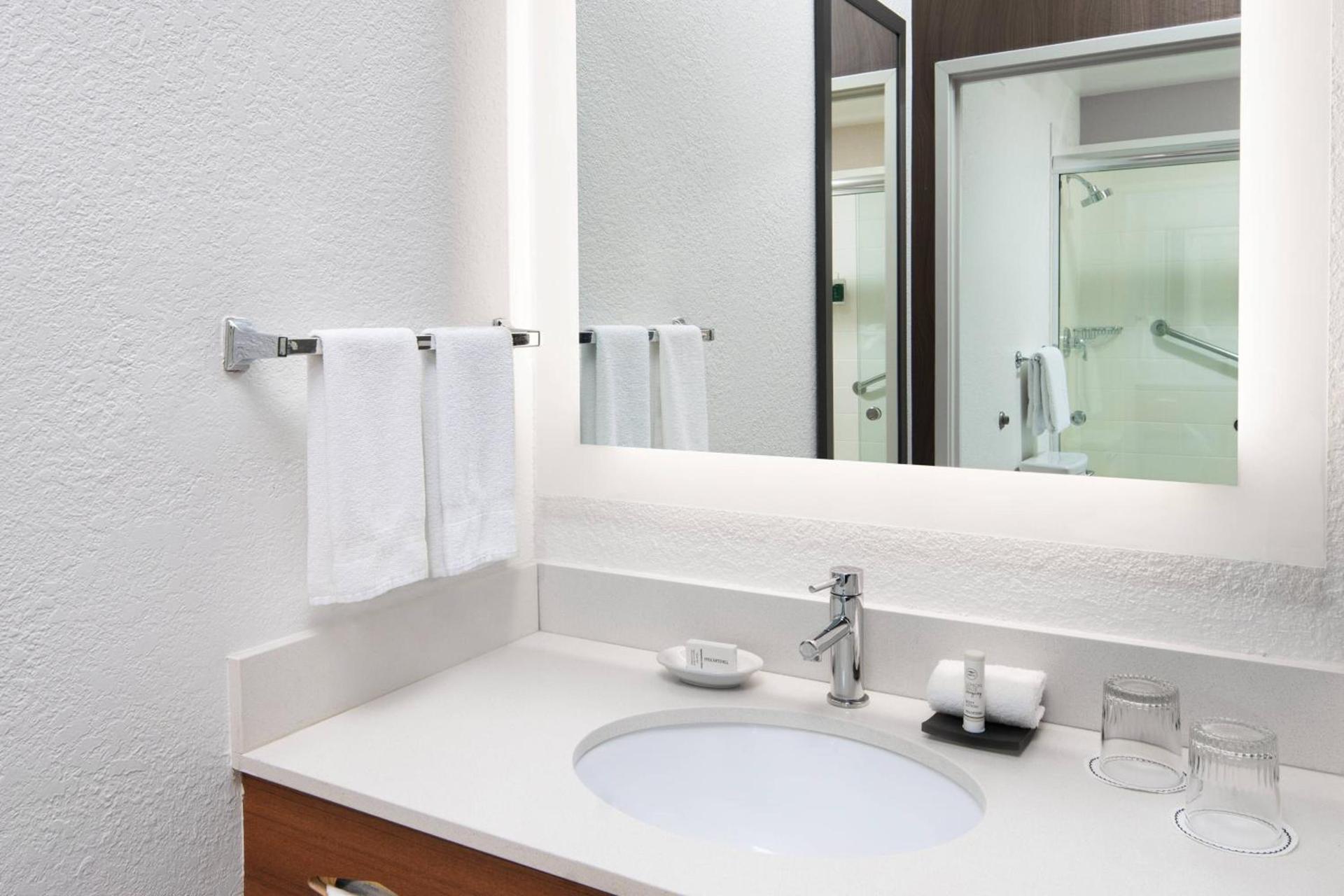 SpringHill Suites Scottsdale North photo 11