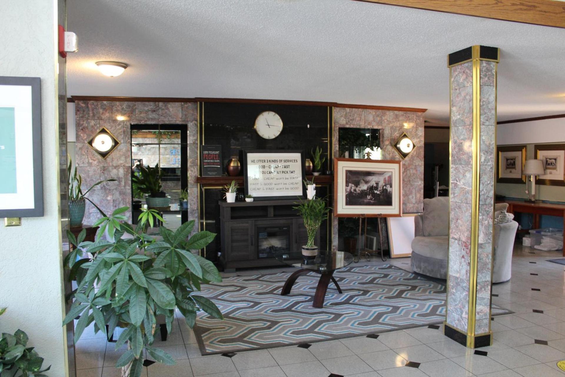 Bellevue Hotel and Suites photo 64