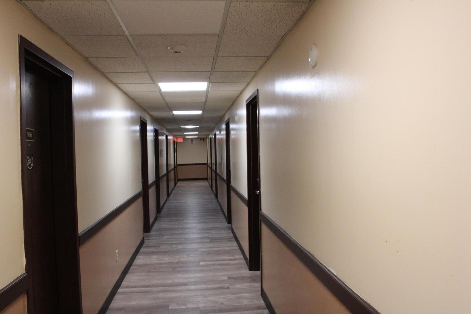 Bellevue Hotel and Suites photo 74
