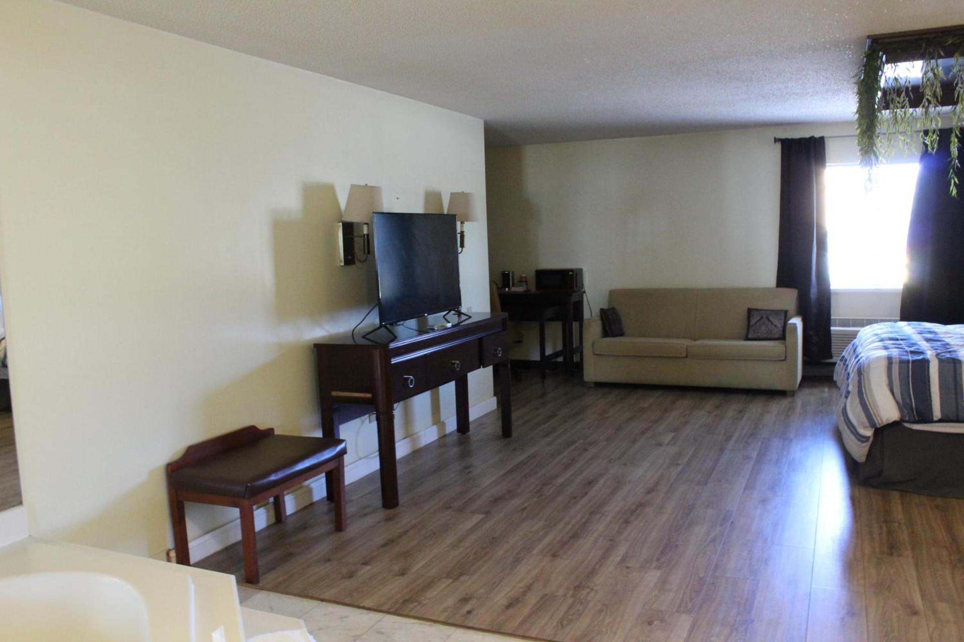 Bellevue Hotel and Suites photo 85