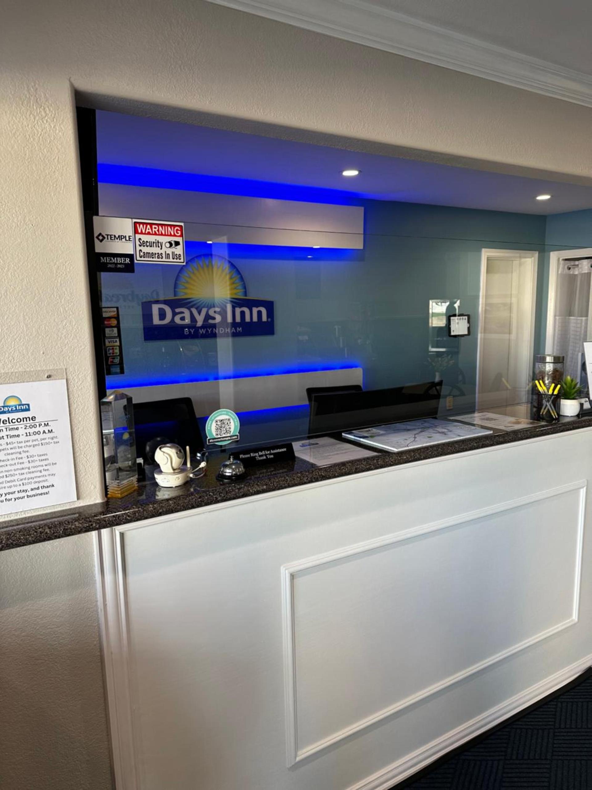 Days Inn by Wyndham Temple photo 41
