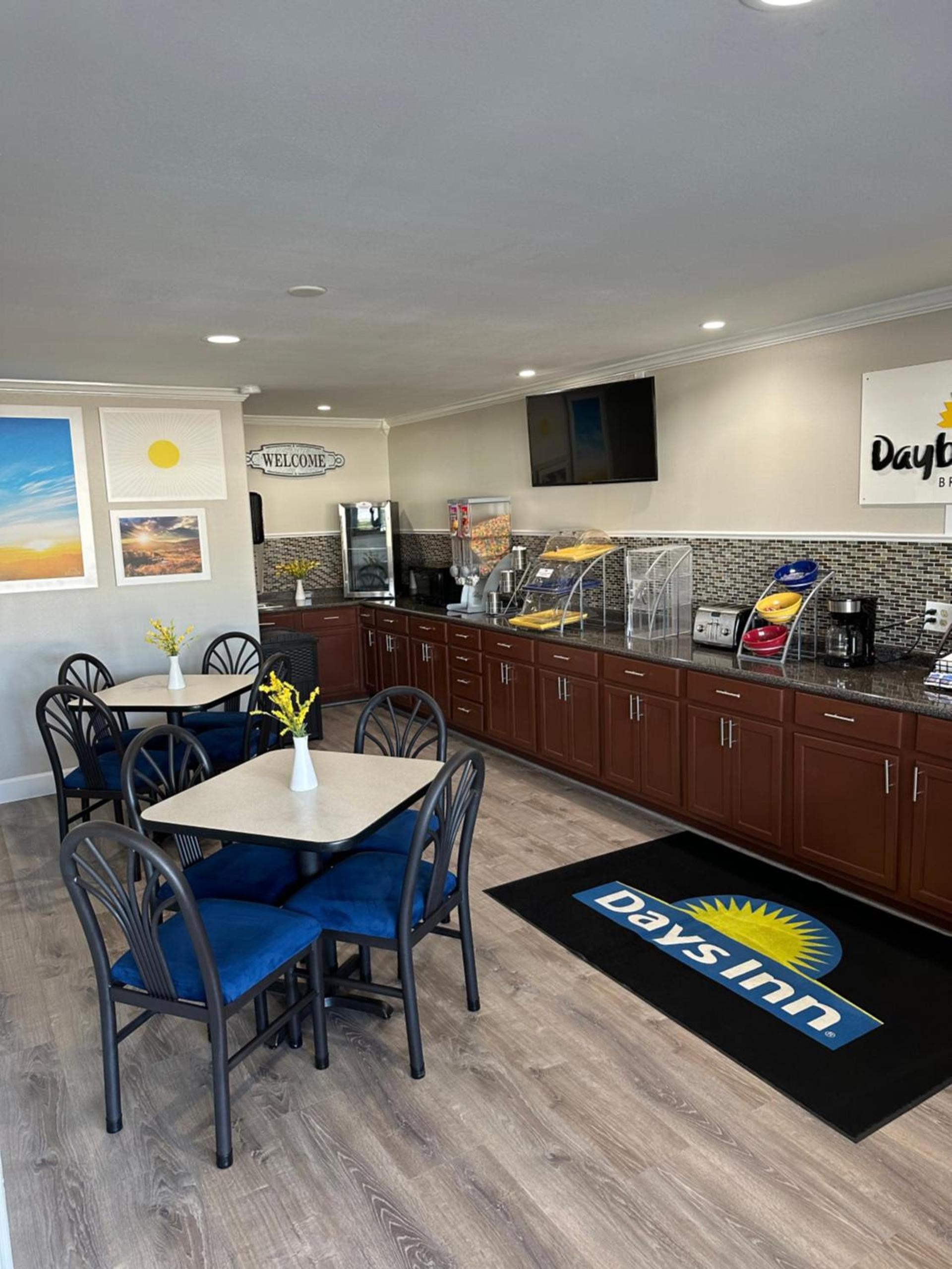 Days Inn by Wyndham Temple photo 43
