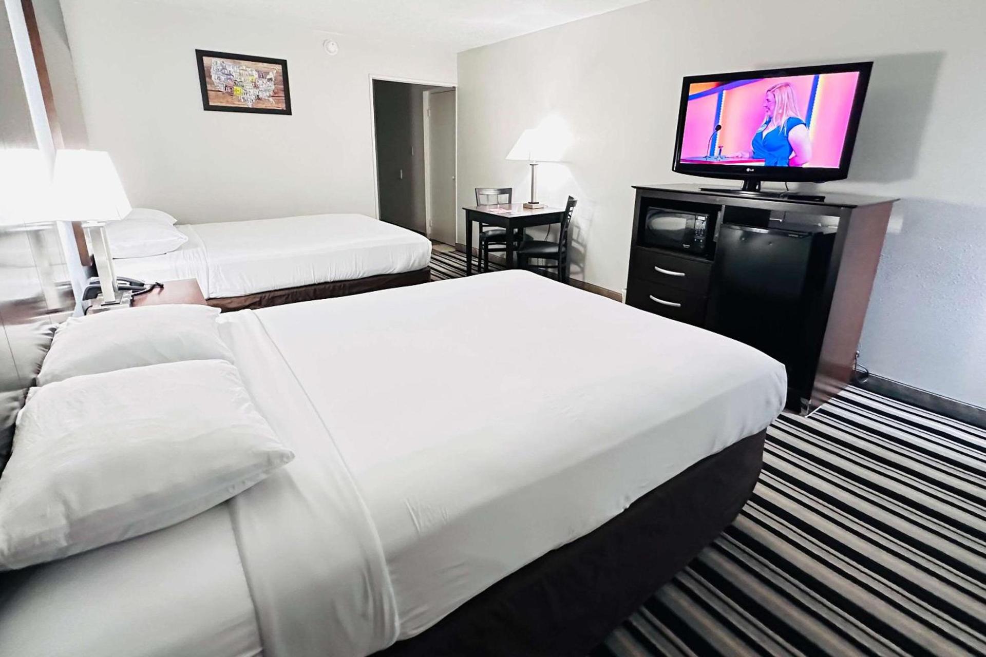 Econo Lodge Ardmore photo 52