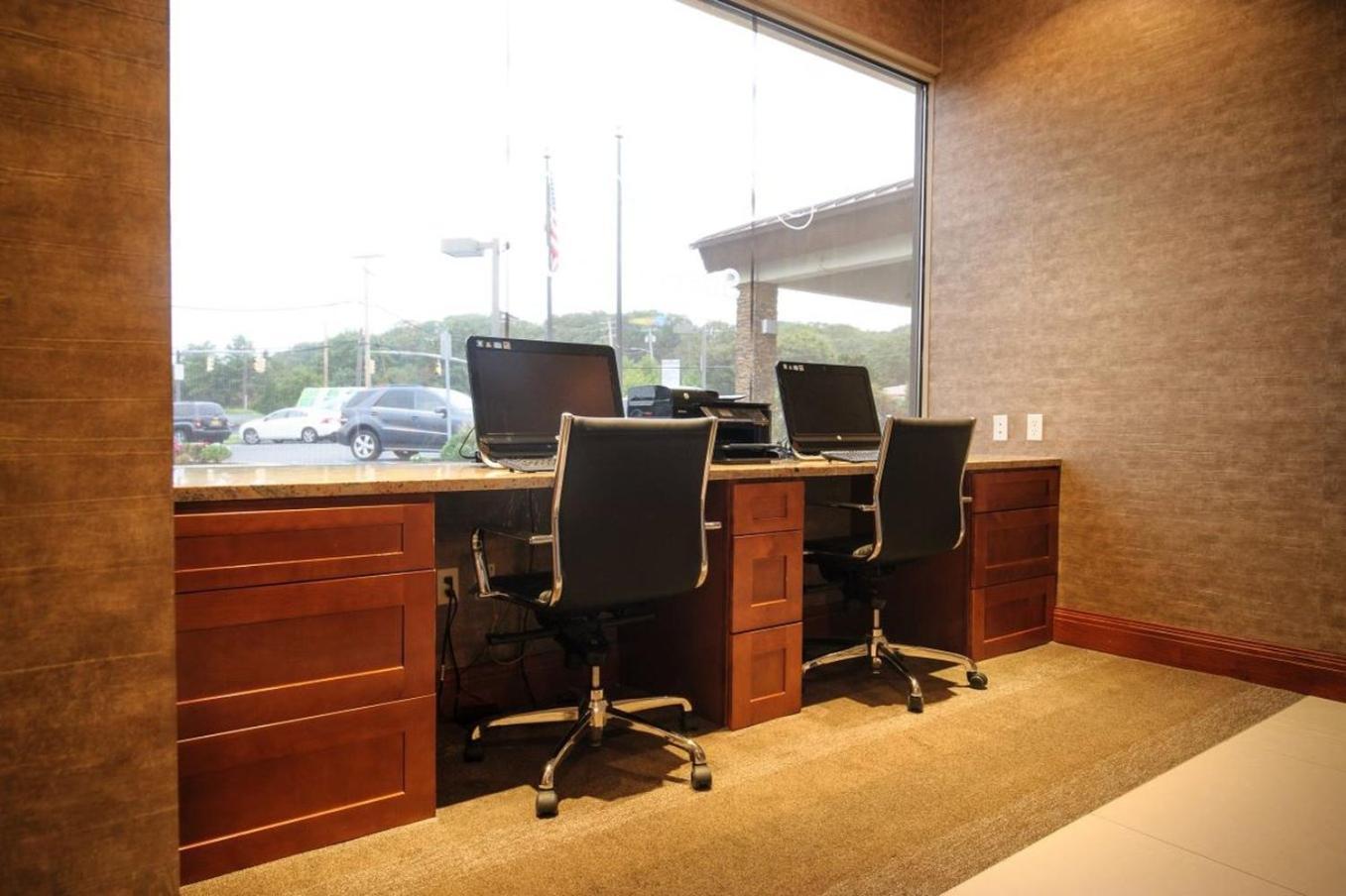 Holiday Inn Plainview-Long Island by IHG photo 34