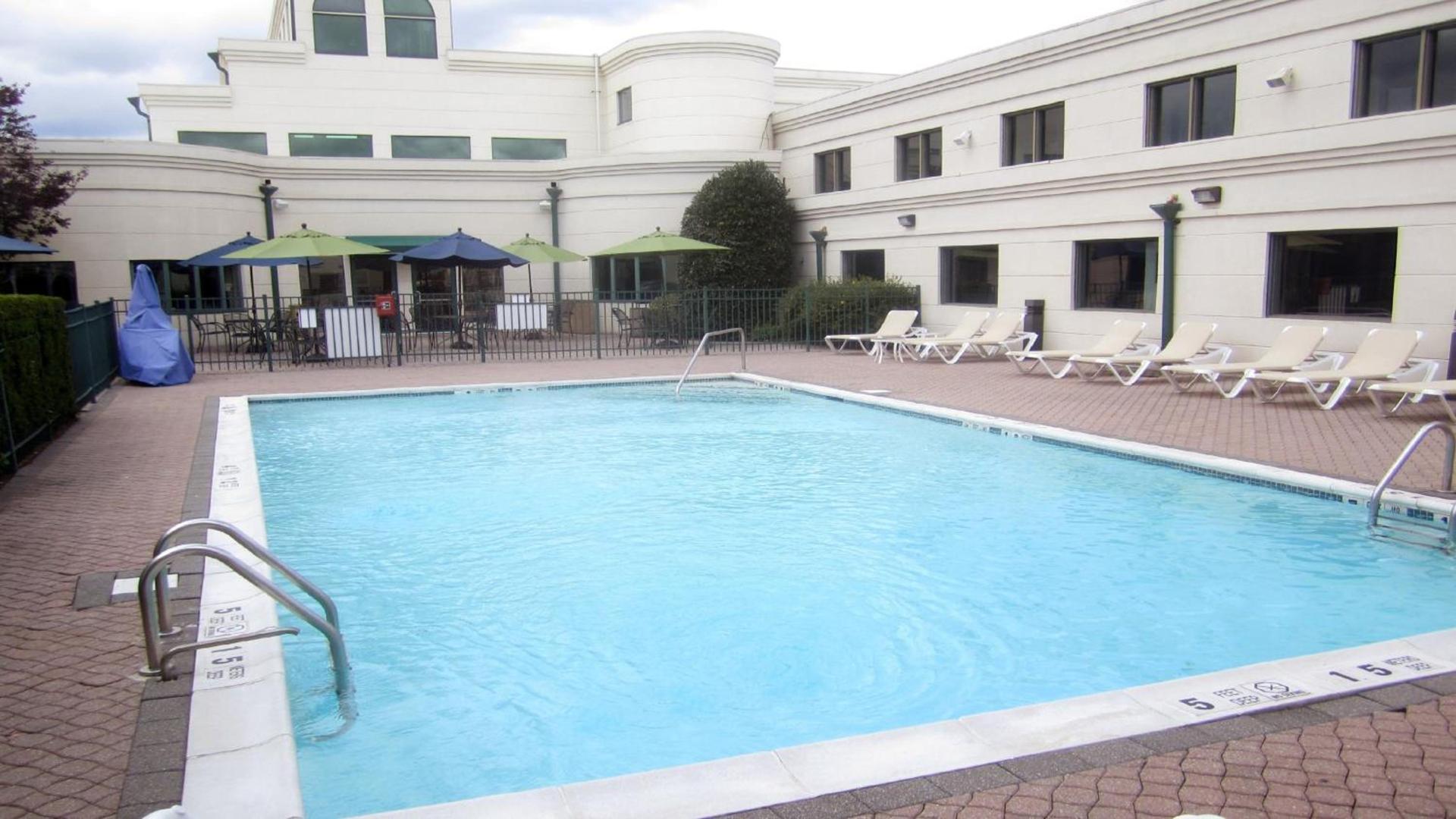 Holiday Inn Plainview-Long Island by IHG photo 11