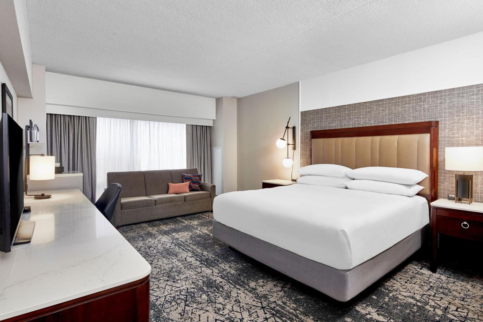 Sheraton Indianapolis Hotel at Keystone Crossing photo 7