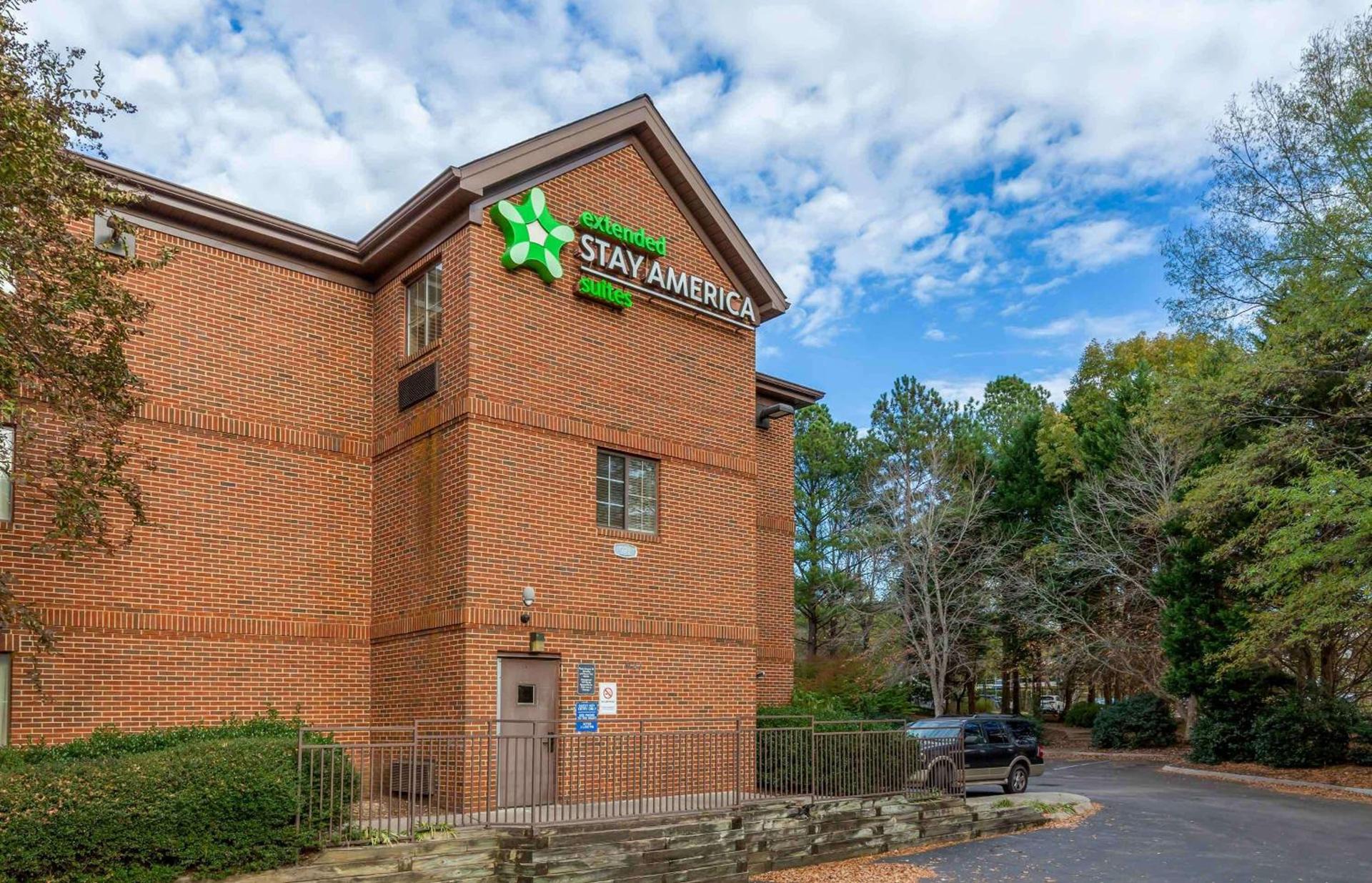 Extended Stay America Suites - Raleigh - North Raleigh - Wake Towne Dr photo 1