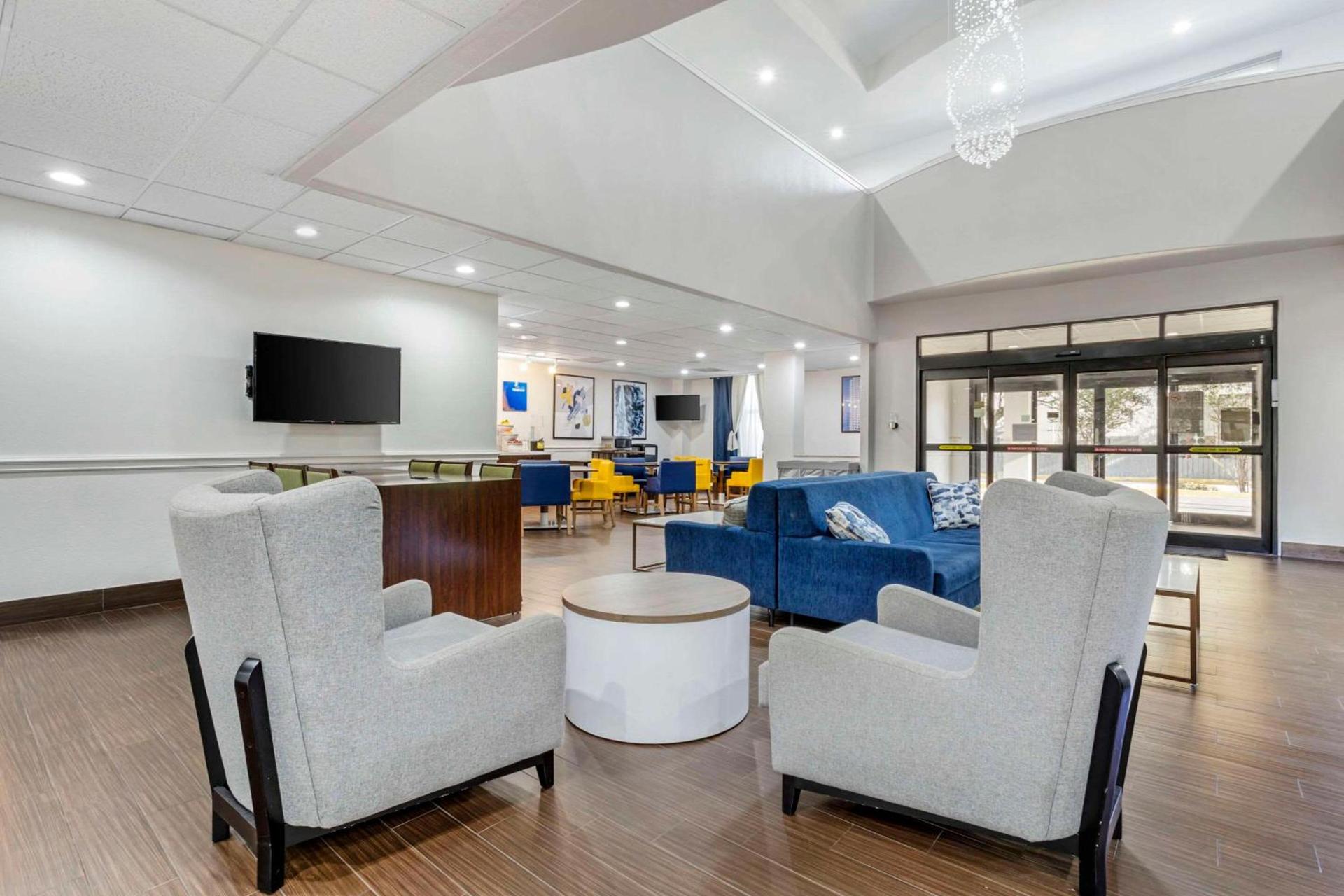 Comfort Suites Houston NW - Vintage Park photo 11