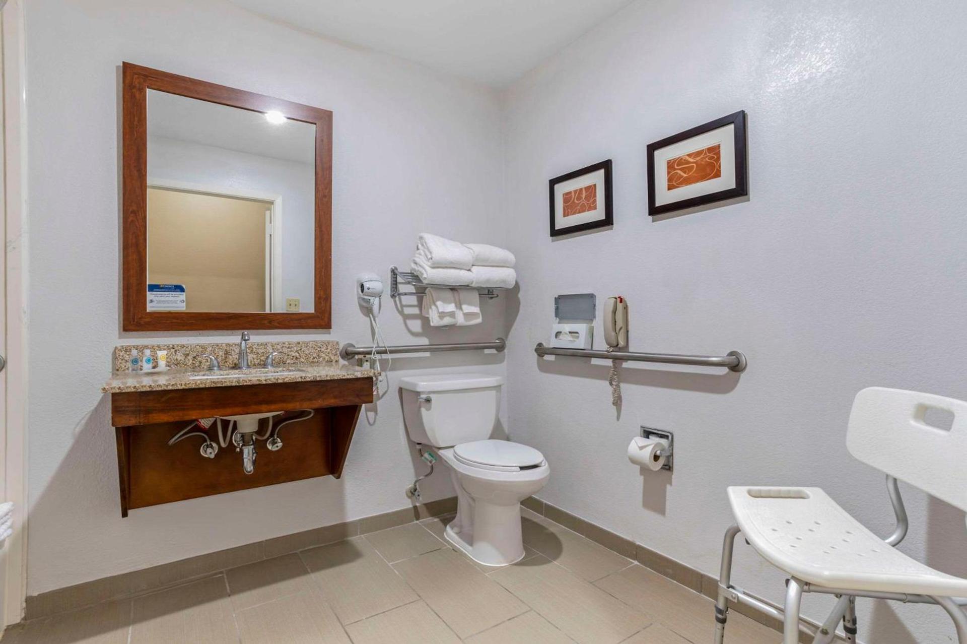 Comfort Suites Houston NW - Vintage Park photo 15