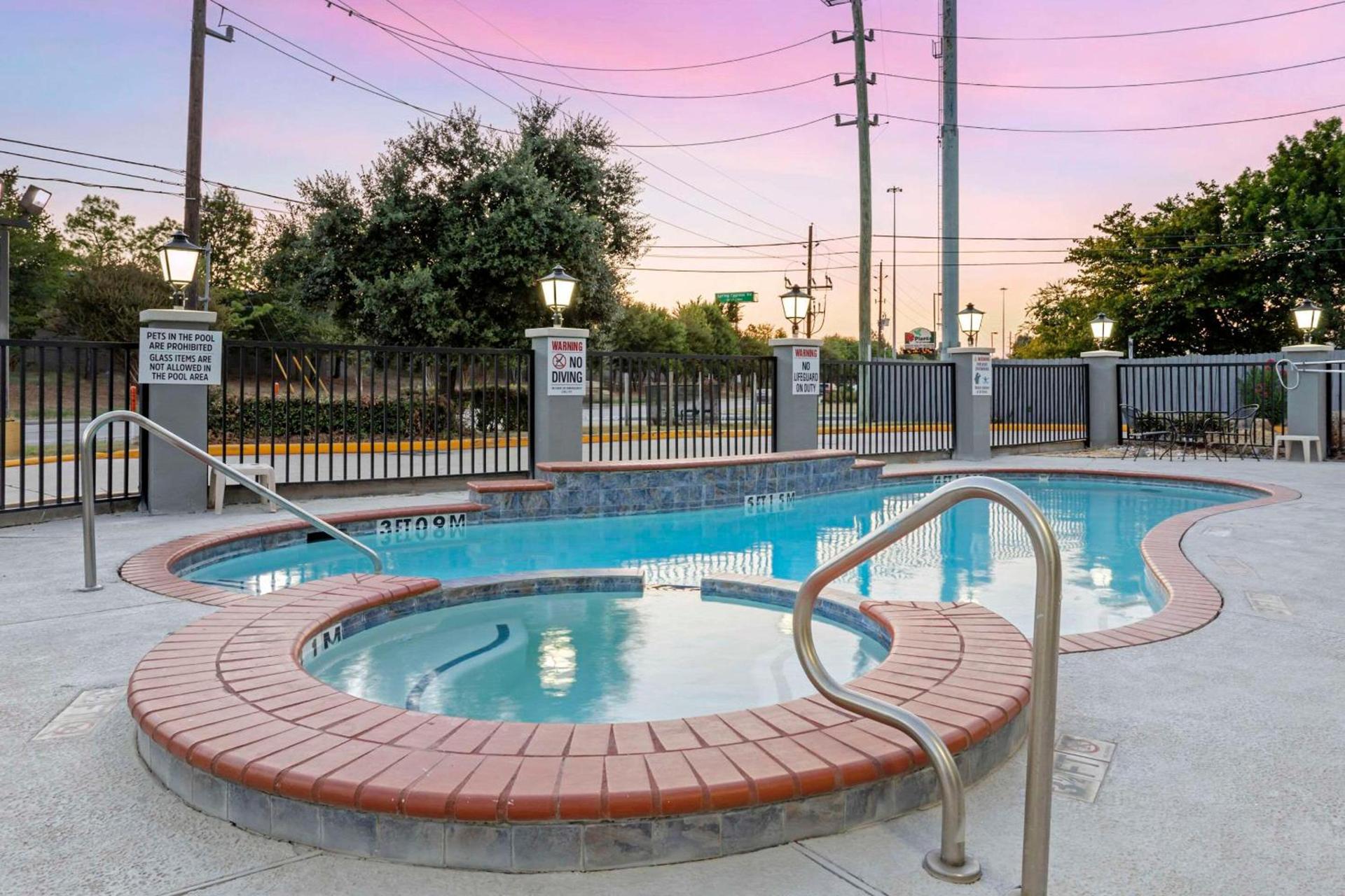 Comfort Suites Houston NW - Vintage Park photo 40