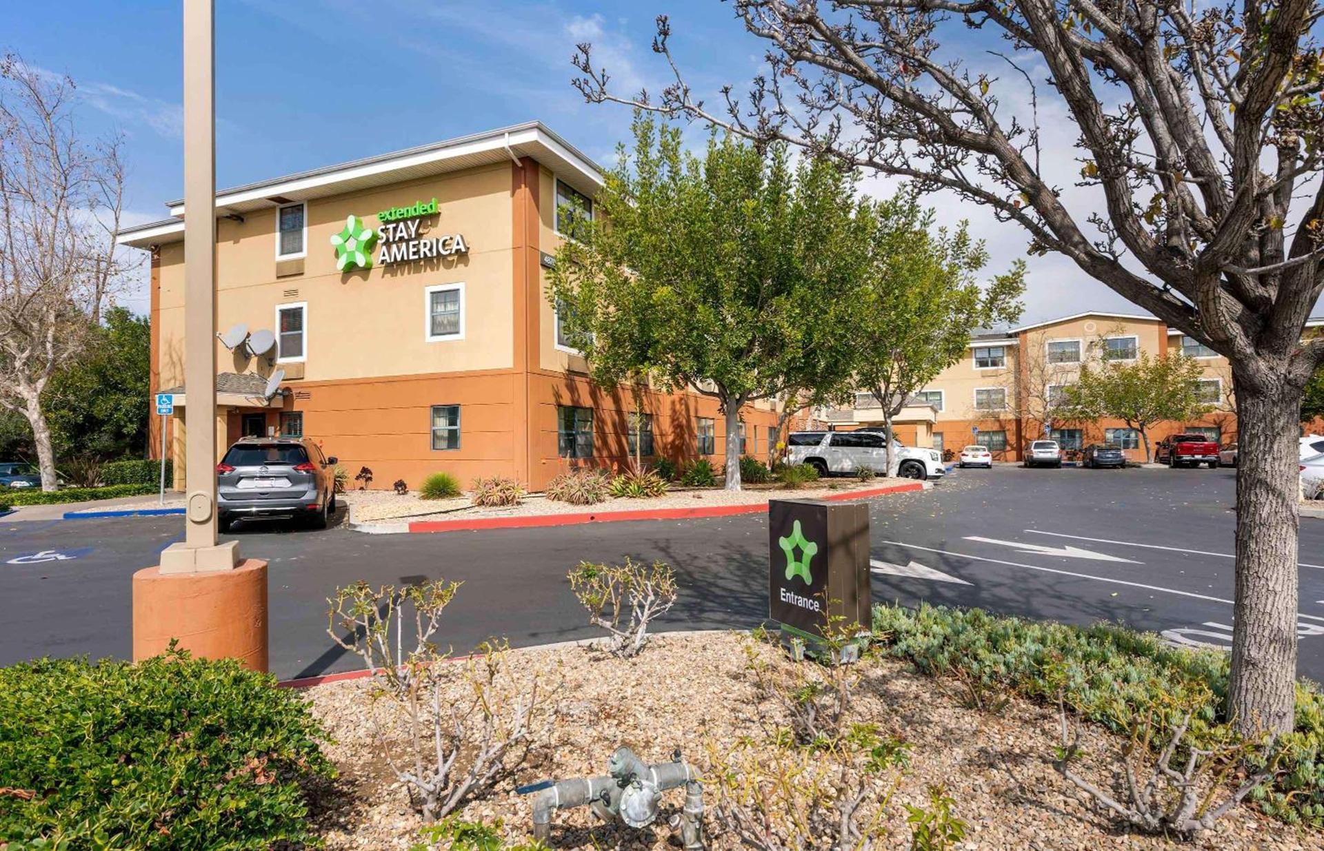 Extended Stay America Suites - Santa Barbara - Calle Real photo 2