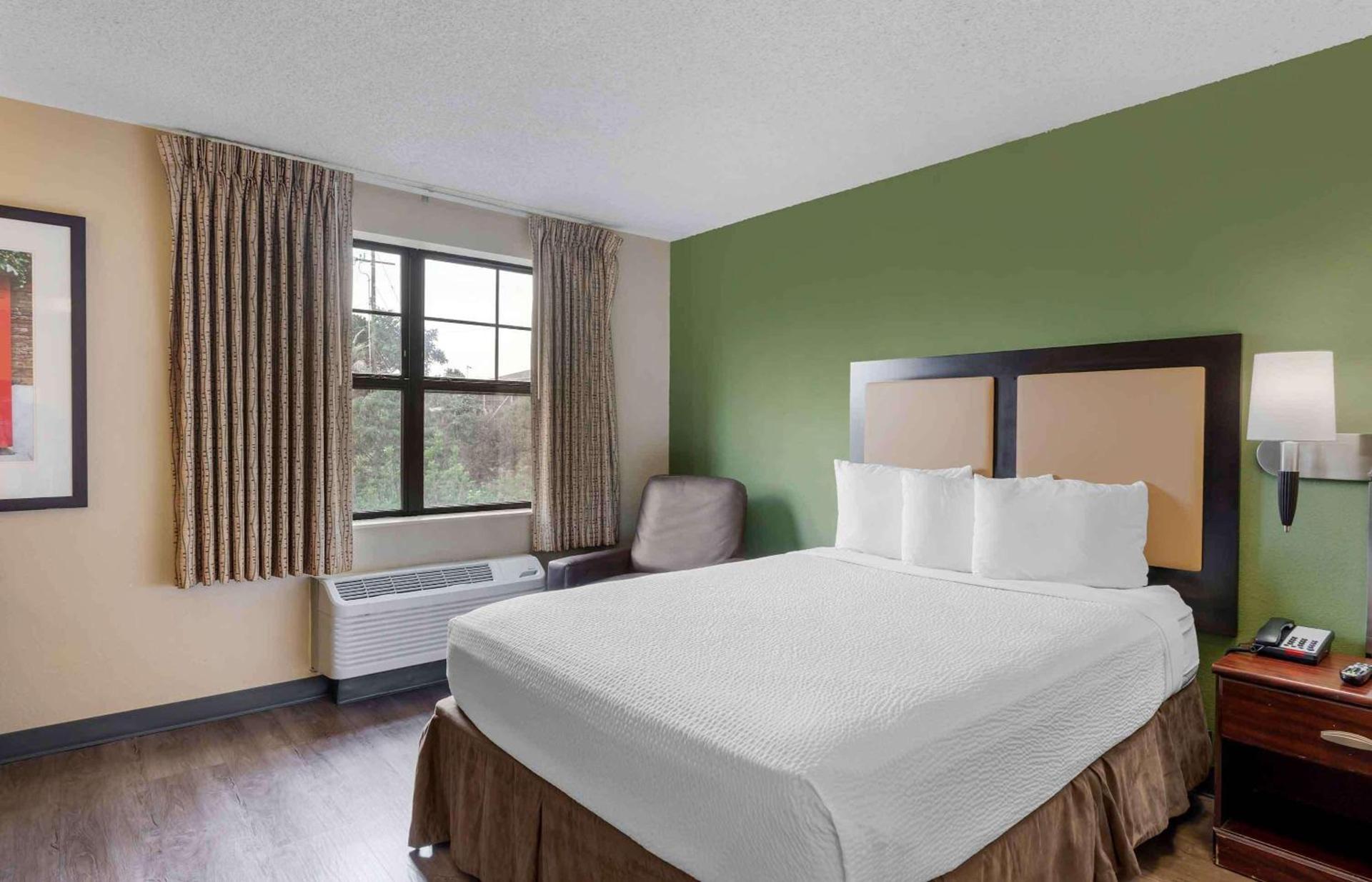 Extended Stay America Suites - Santa Barbara - Calle Real photo 10