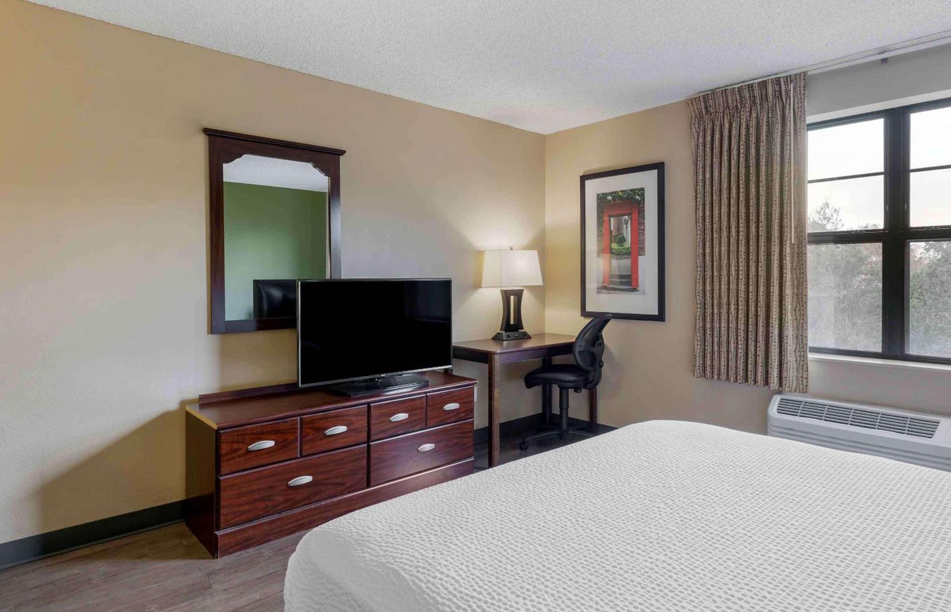 Extended Stay America Suites - Santa Barbara - Calle Real photo 15