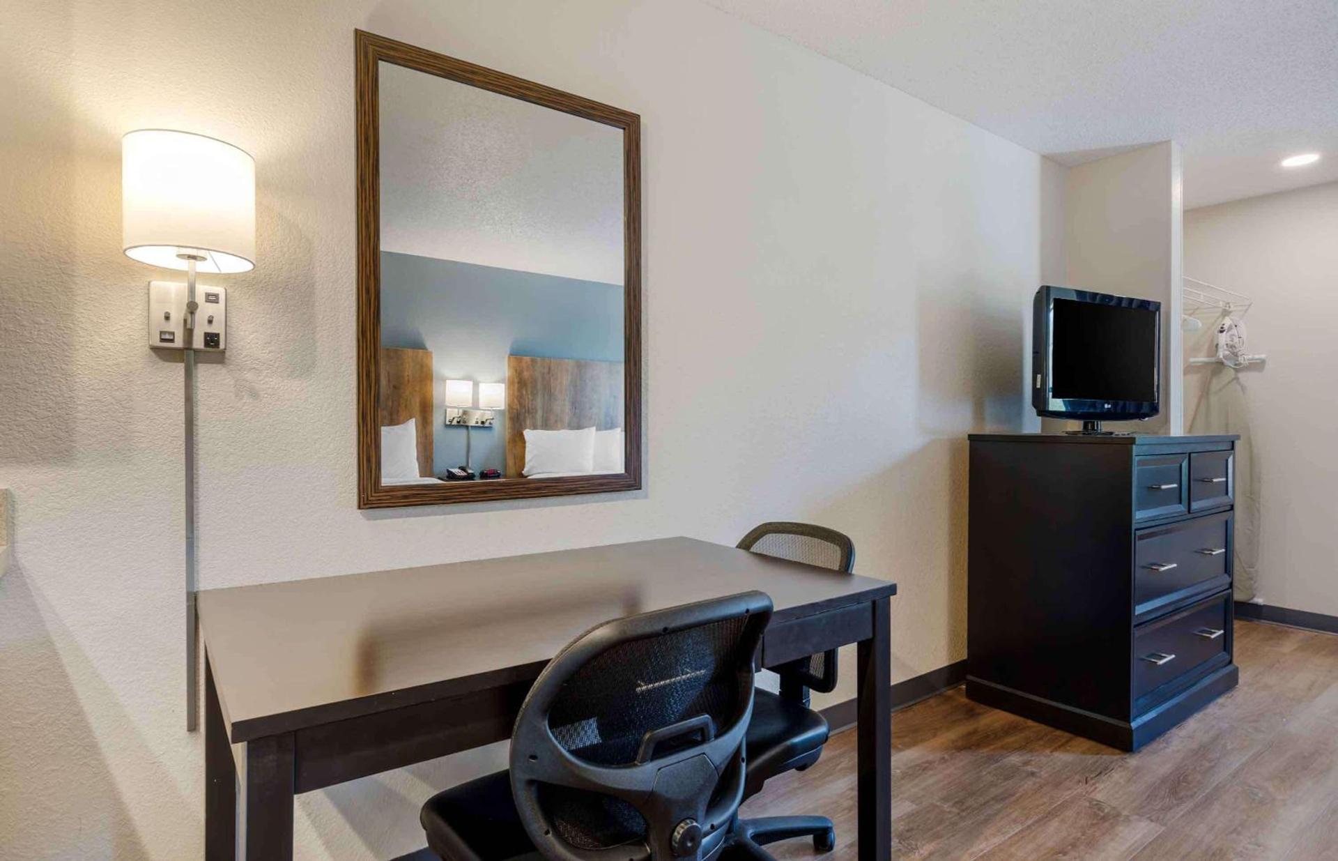 Extended Stay America Suites - Santa Barbara - Calle Real photo 25