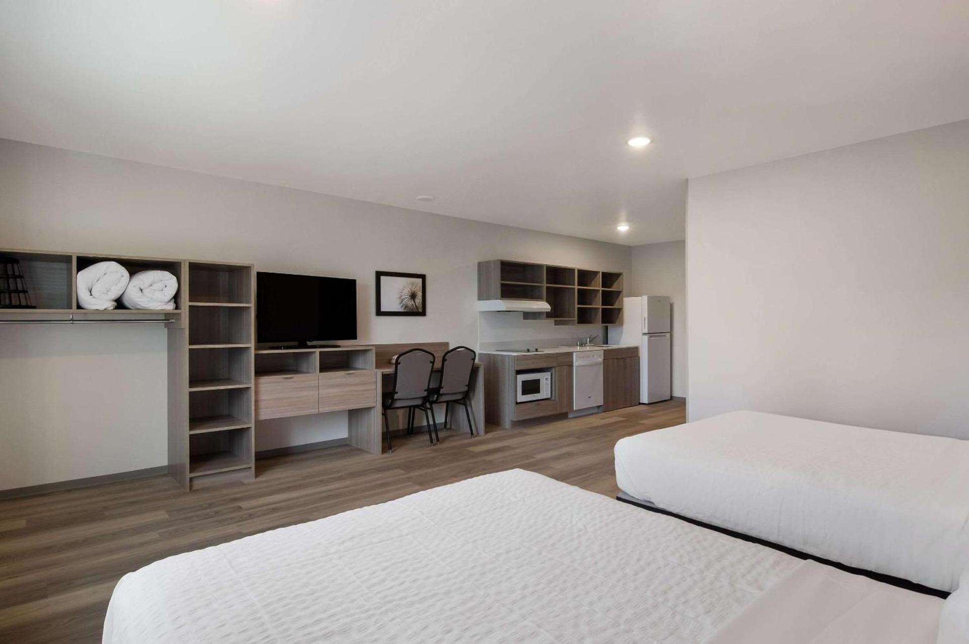 WoodSpring Suites Olympia - Lacey photo 25