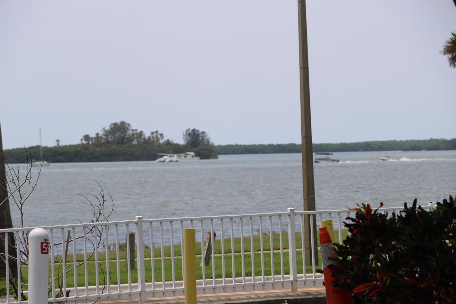 Comfort Suites Clearwater - Dunedin photo 32