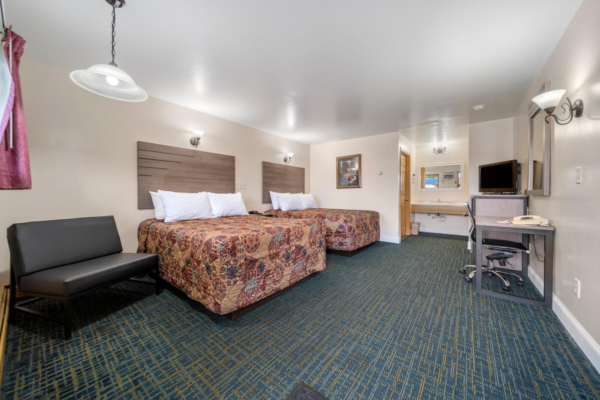 Kingsway Inn photo 17