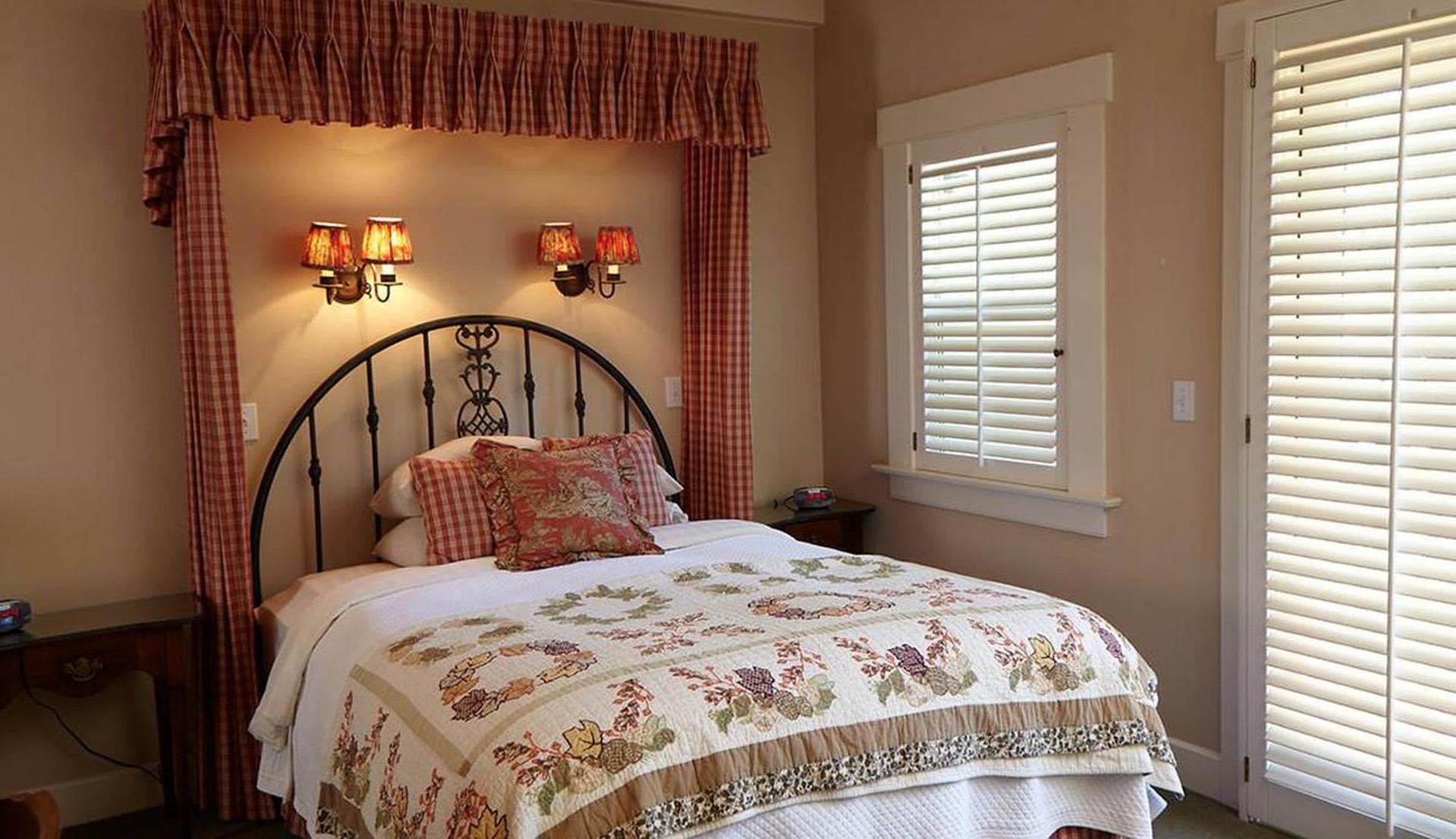 Orchard Hill photo 81